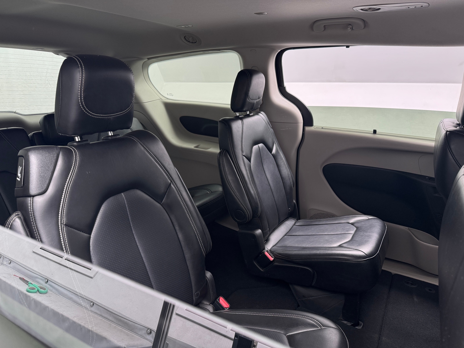 Thumbnail: 2024 Chrysler Pacifica - 5