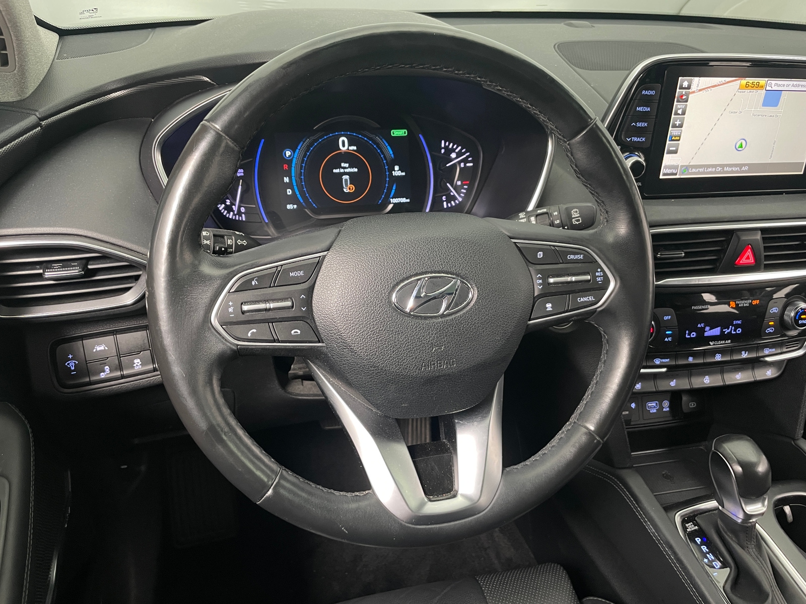 Thumbnail: 2020 Hyundai Santa Fe - 4