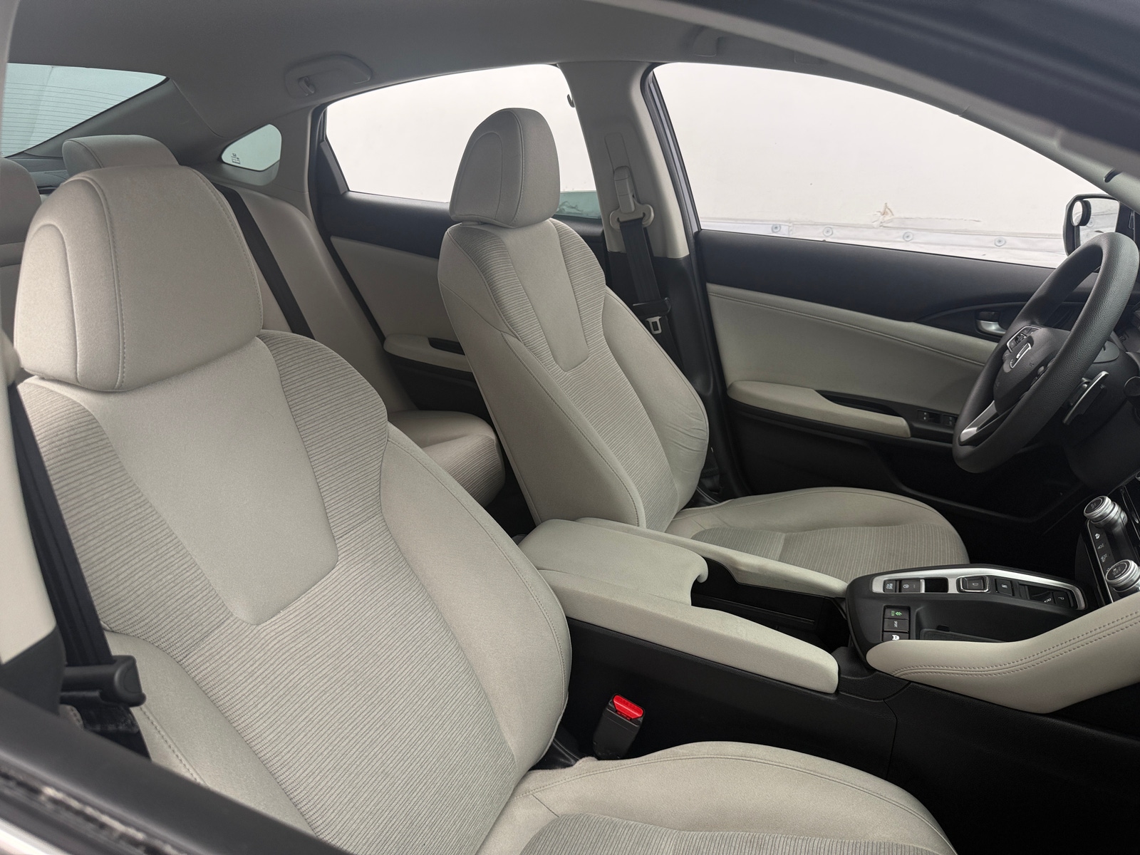 Thumbnail: 2019 Honda Insight - 2