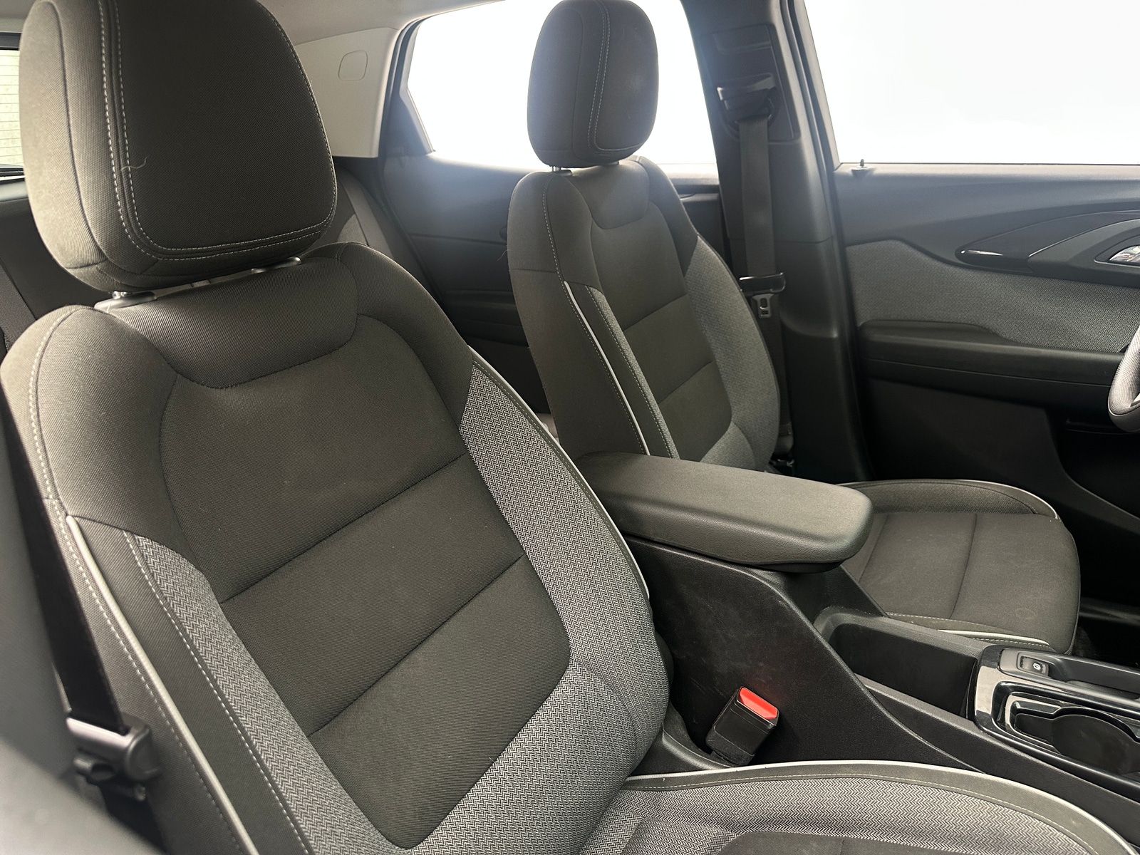 Thumbnail: 2021 Chevrolet TrailBlazer - 2