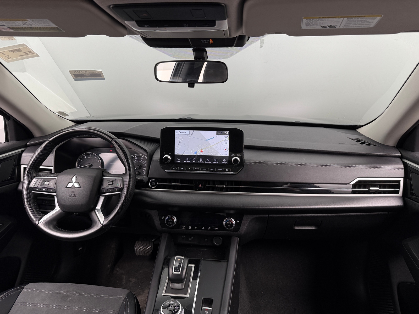 Thumbnail: 2024 Mitsubishi Outlander - 2