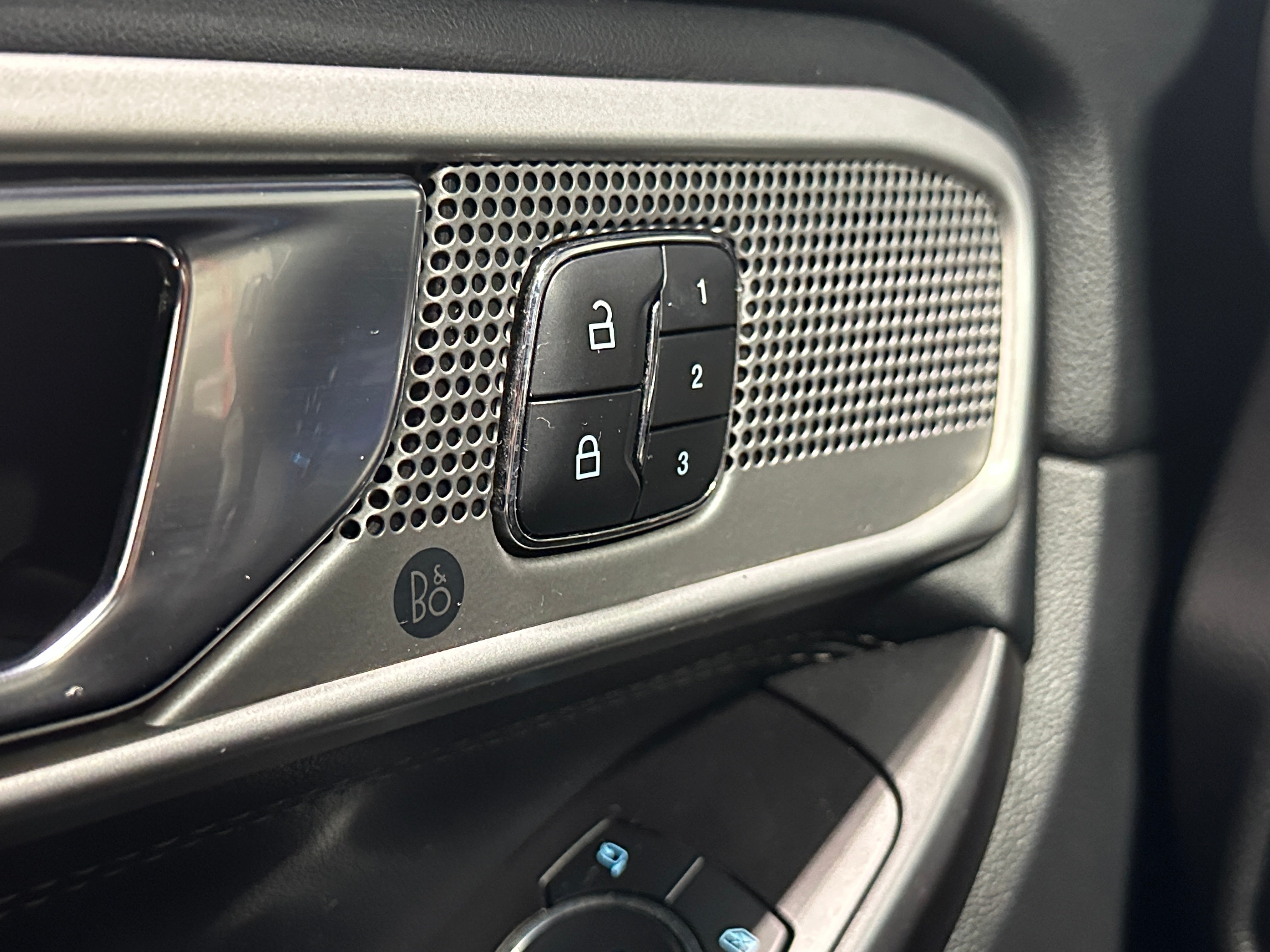 2020 Ford Explorer Limited - Photo 15