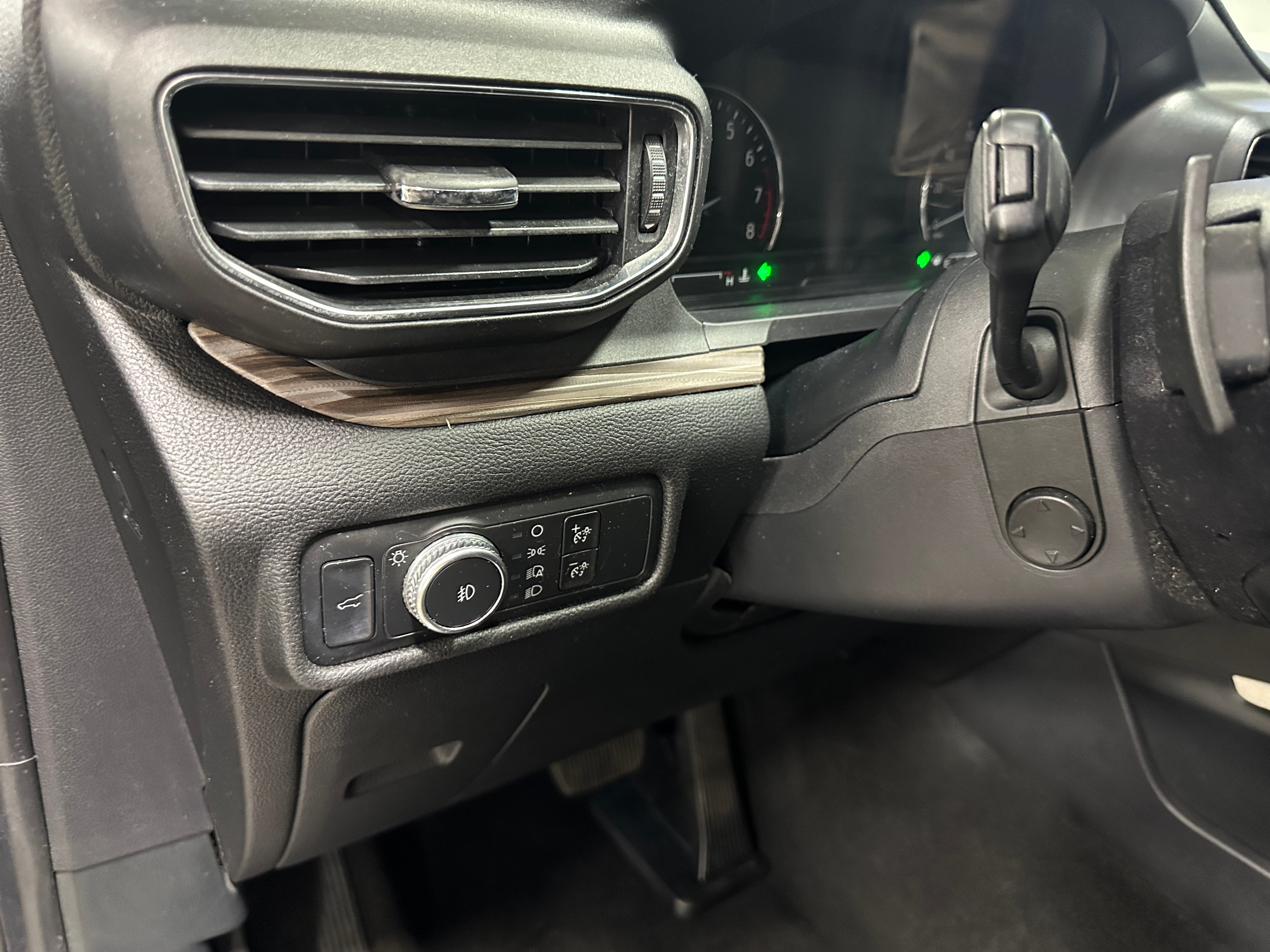 2020 Ford Explorer Limited - Photo 14