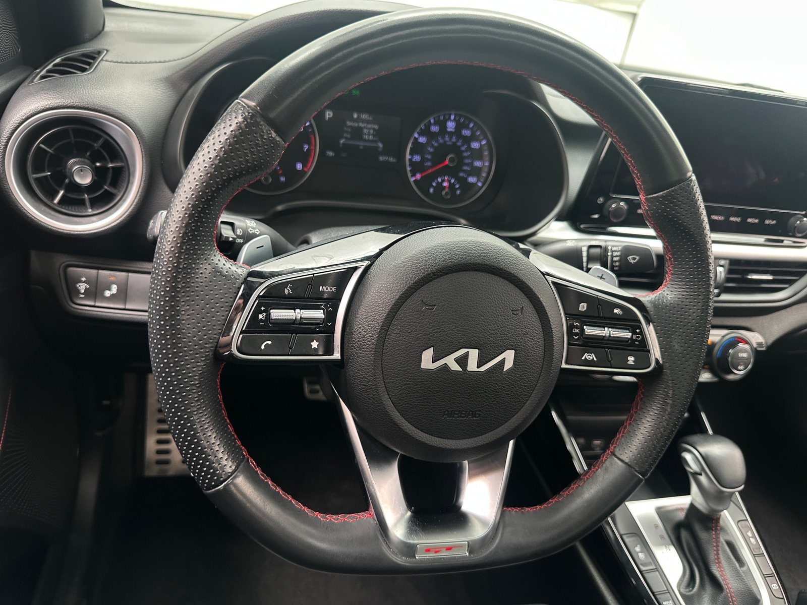 Thumbnail: 2023 Kia Forte - 4