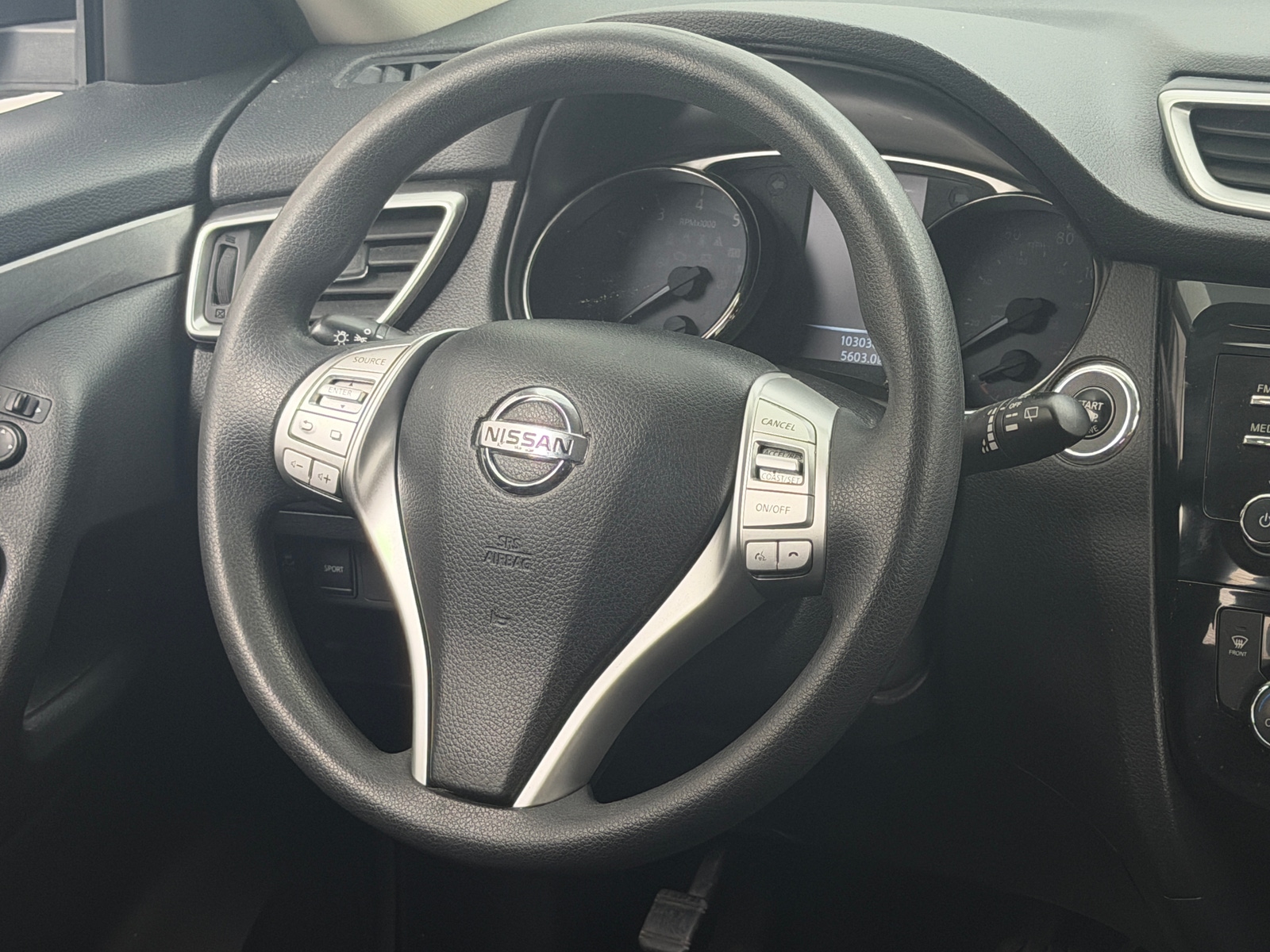 Thumbnail: 2015 Nissan Rogue - 5