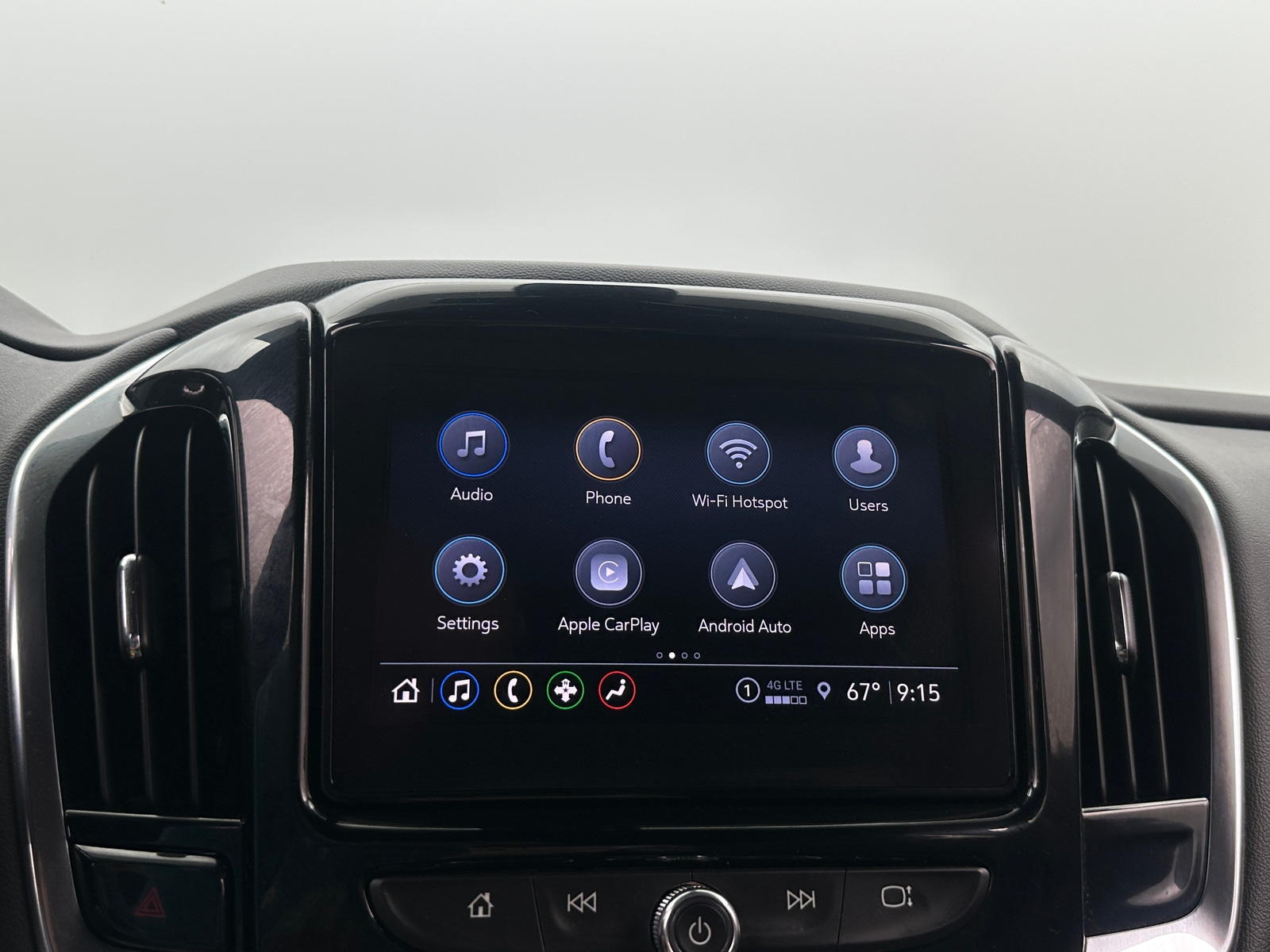 Thumbnail: 2023 Chevrolet Traverse - 4