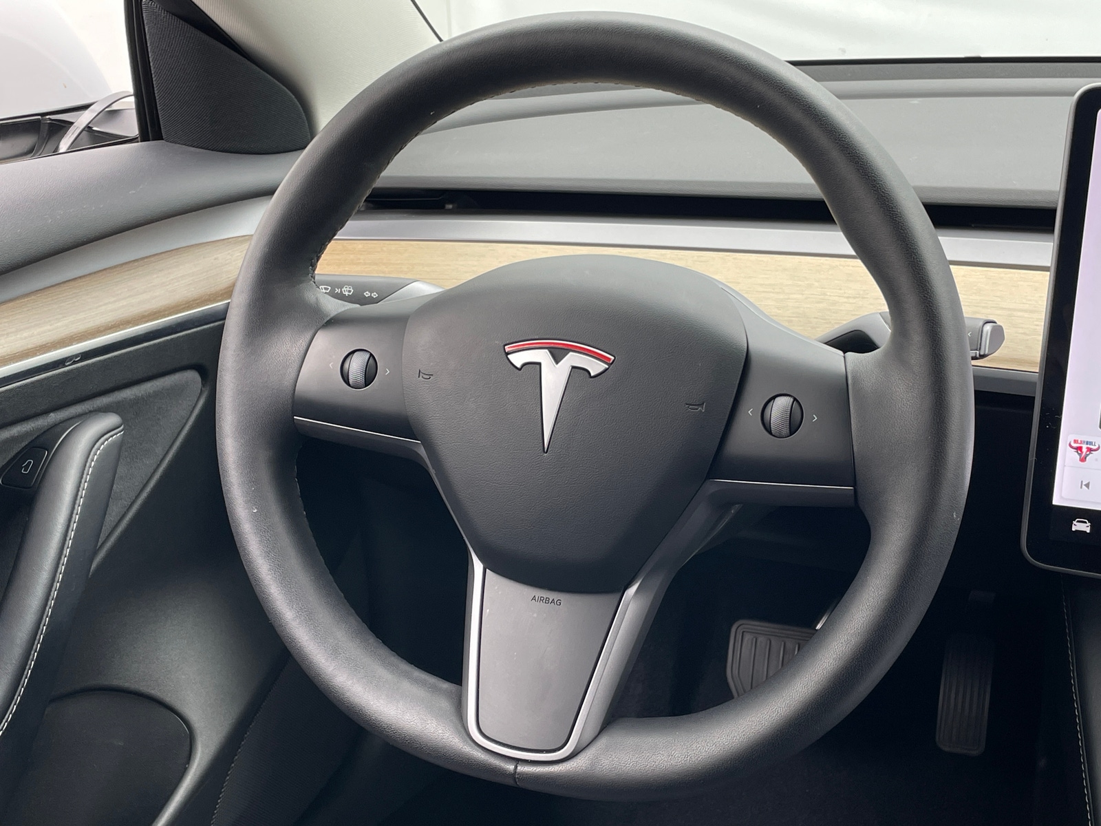 Thumbnail: 2022 Tesla Model 3 - 4