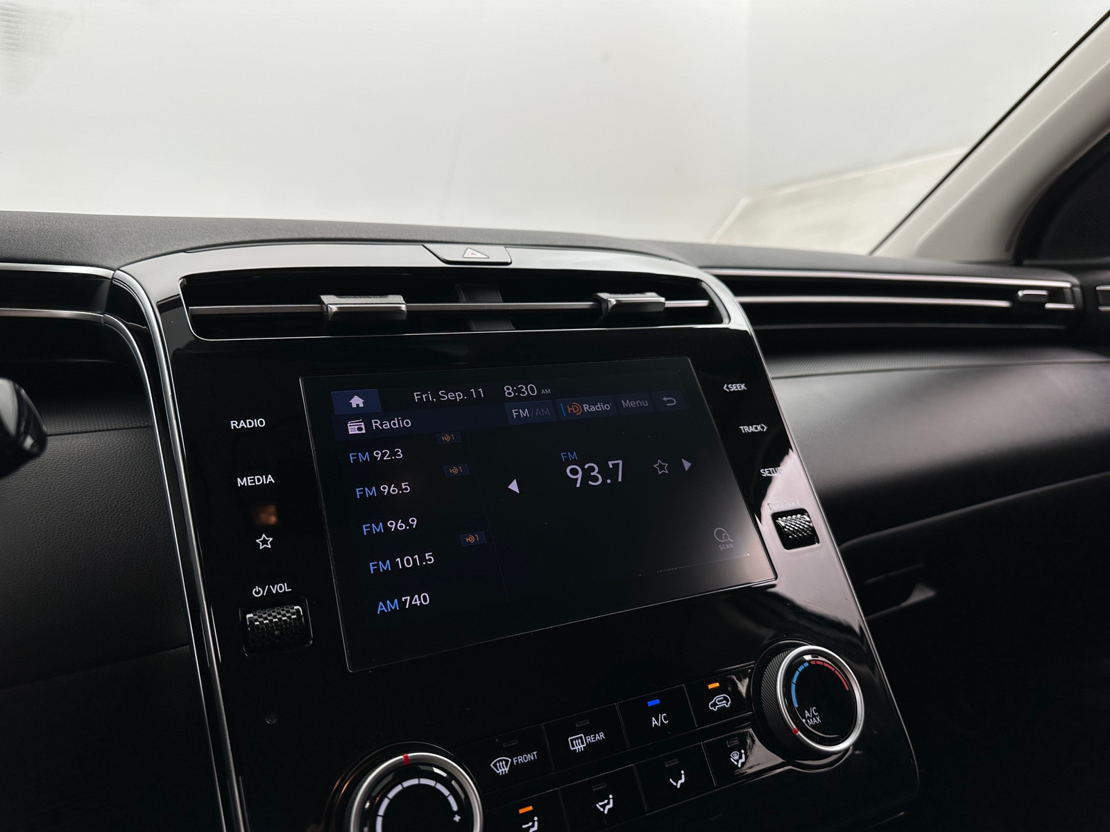 Thumbnail: 2024 Hyundai Tucson - 4
