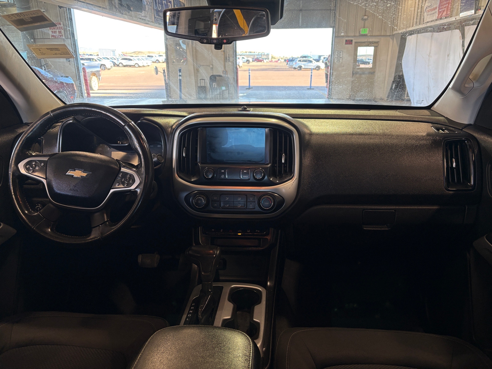 Thumbnail: 2019 Chevrolet Colorado - 3