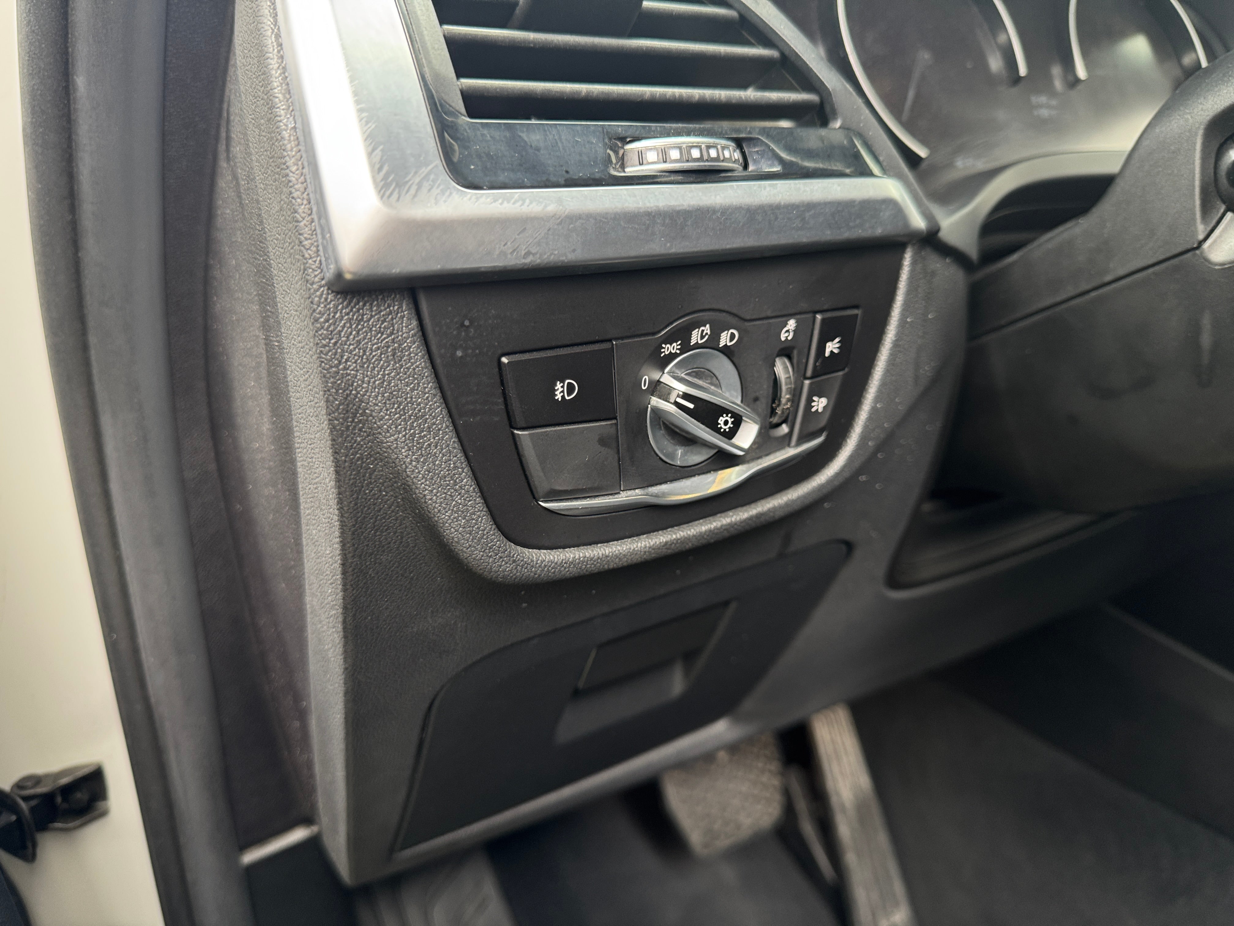 2018 BMW X3 xDrive30i - Photo 8
