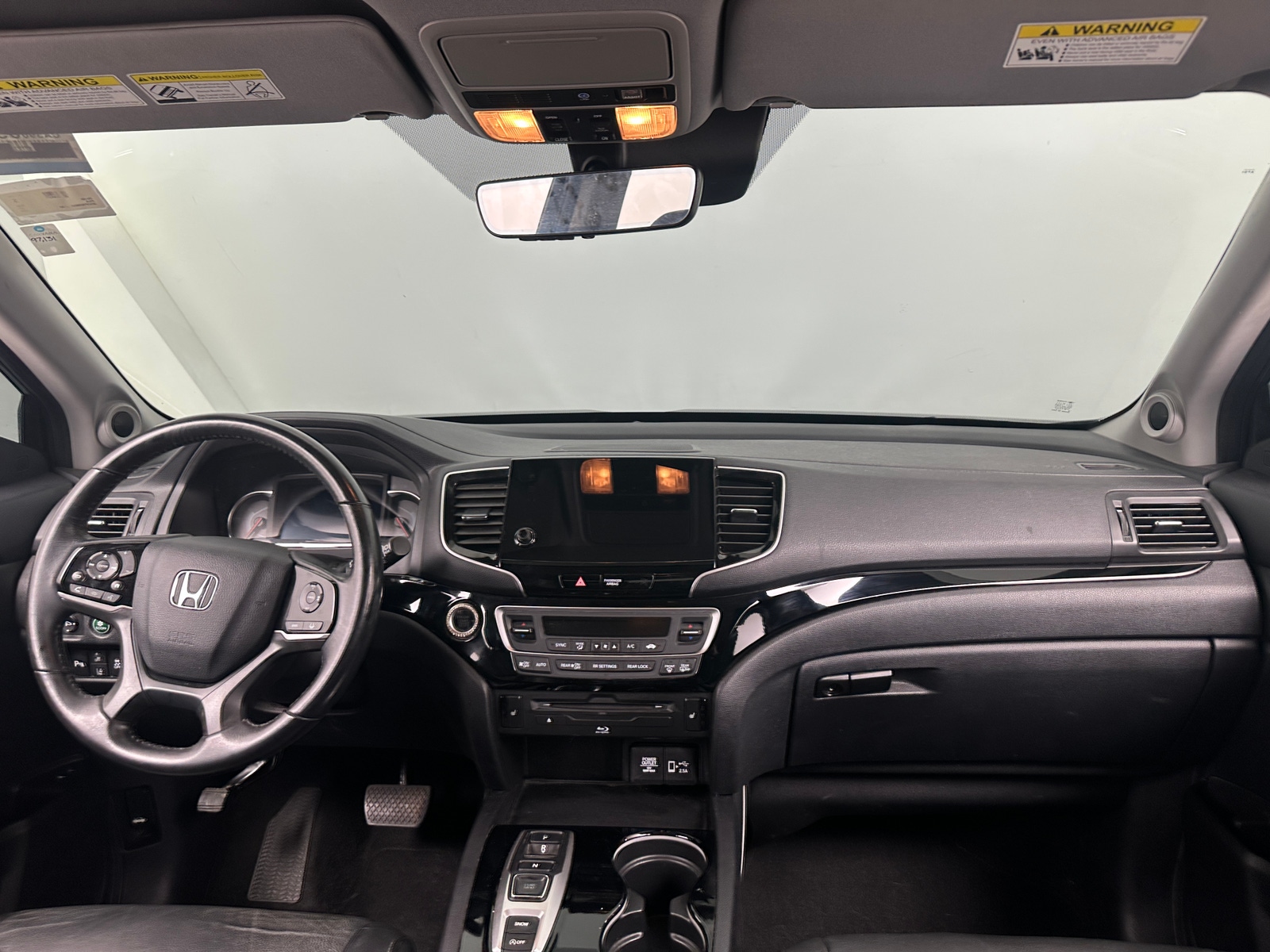 Thumbnail: 2019 Honda Pilot - 2