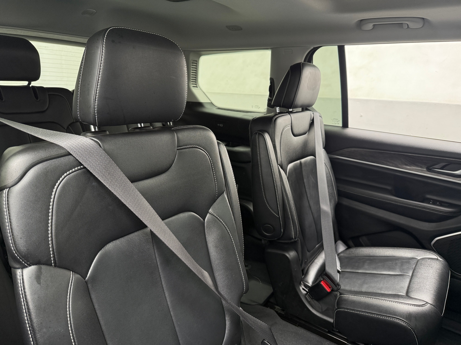 Thumbnail: 2022 Jeep Grand Cherokee L - 5