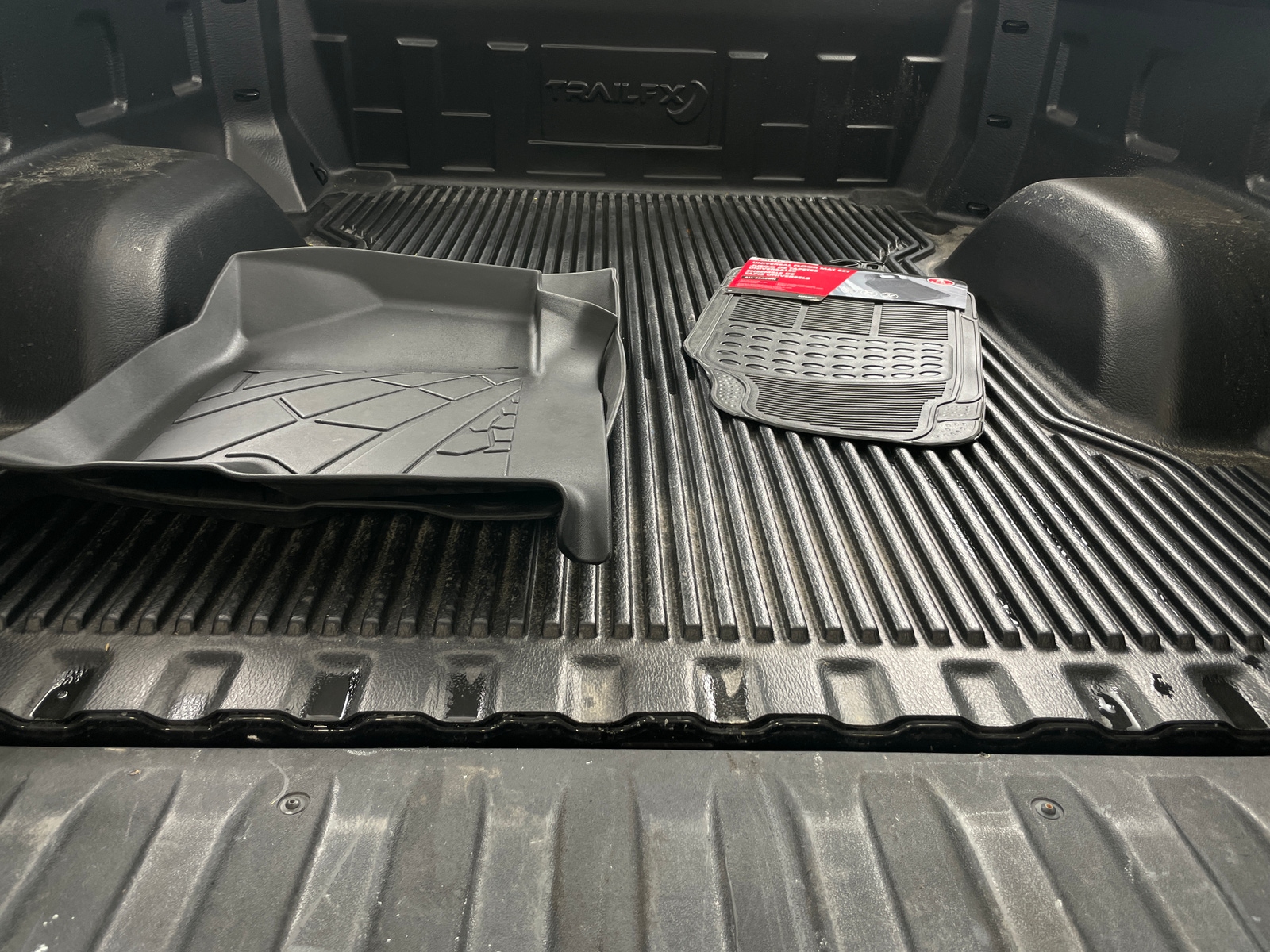 Thumbnail: 2022 Chevrolet Silverado 1500 - 7