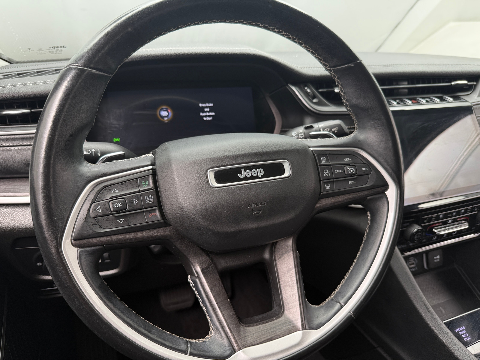 Thumbnail: 2021 Jeep Grand Cherokee L - 4