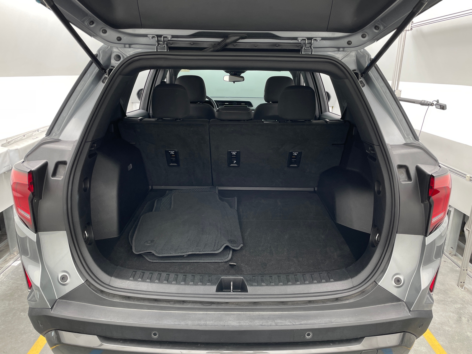 Thumbnail: 2025 GMC Terrain - 7