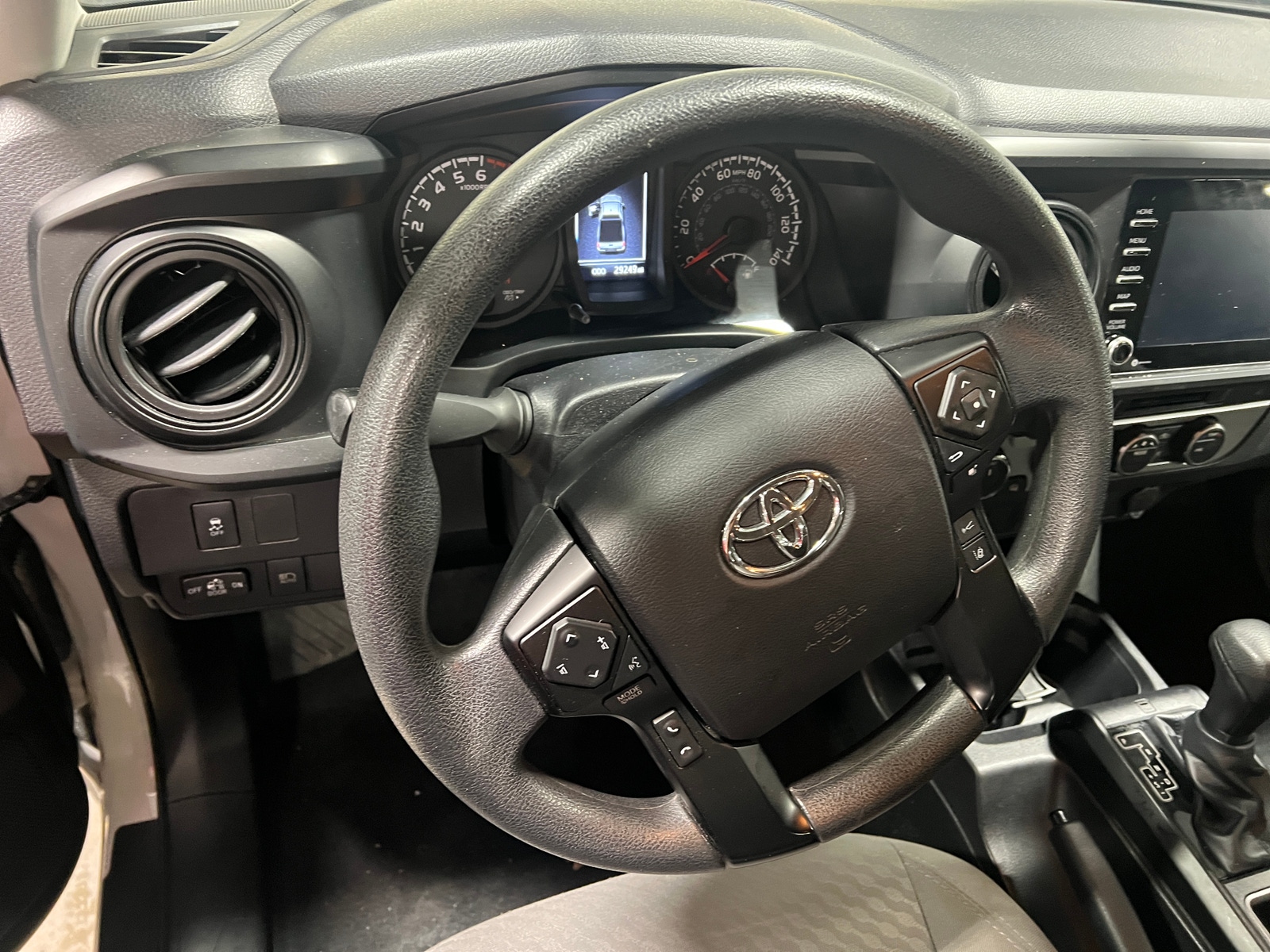 Thumbnail: 2022 Toyota Tacoma - 5