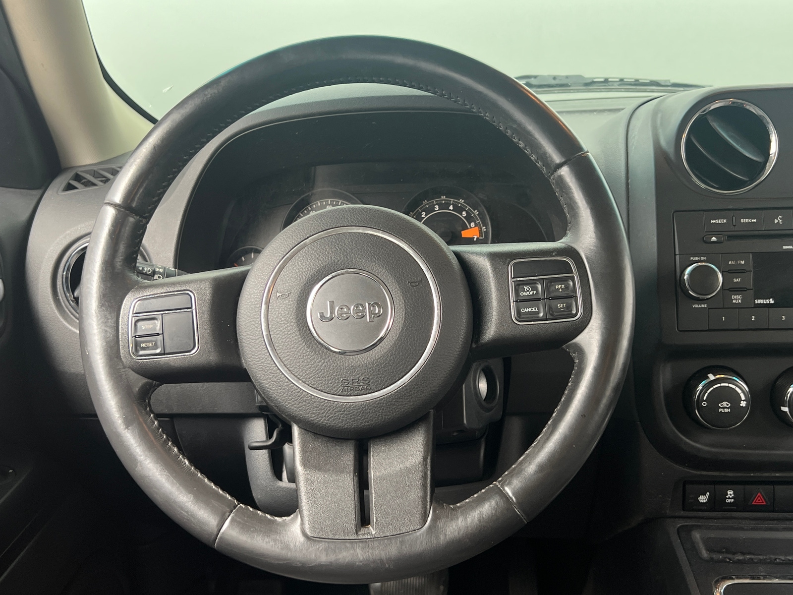 Thumbnail: 2016 Jeep Patriot - 5