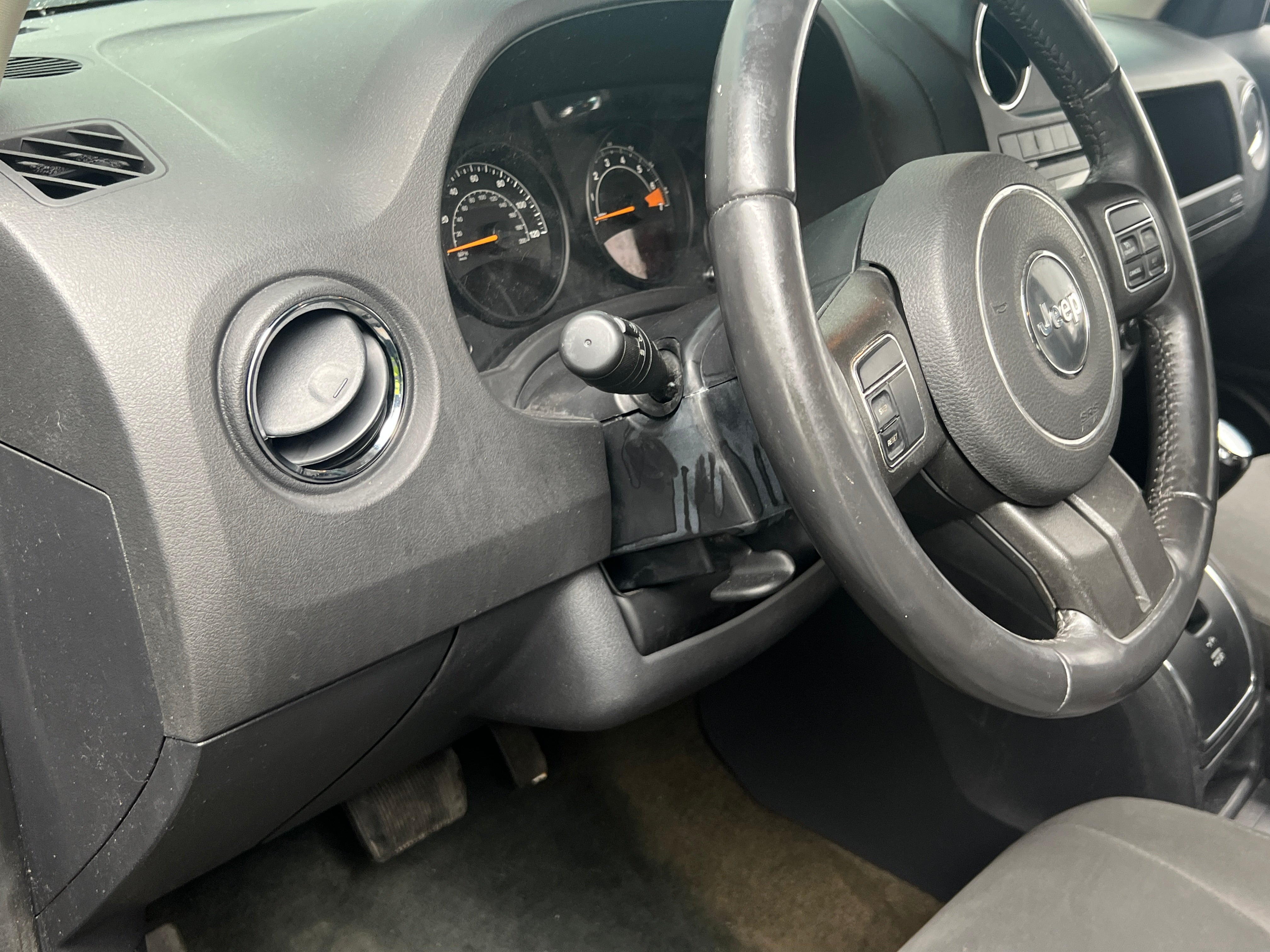 Used 2016 Jeep Patriot Latitude with VIN 1C4NJRFB3GD759616 for sale in South Chesterfield, VA