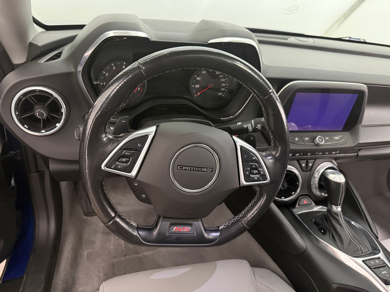 Thumbnail: 2019 Chevrolet Camaro - 4