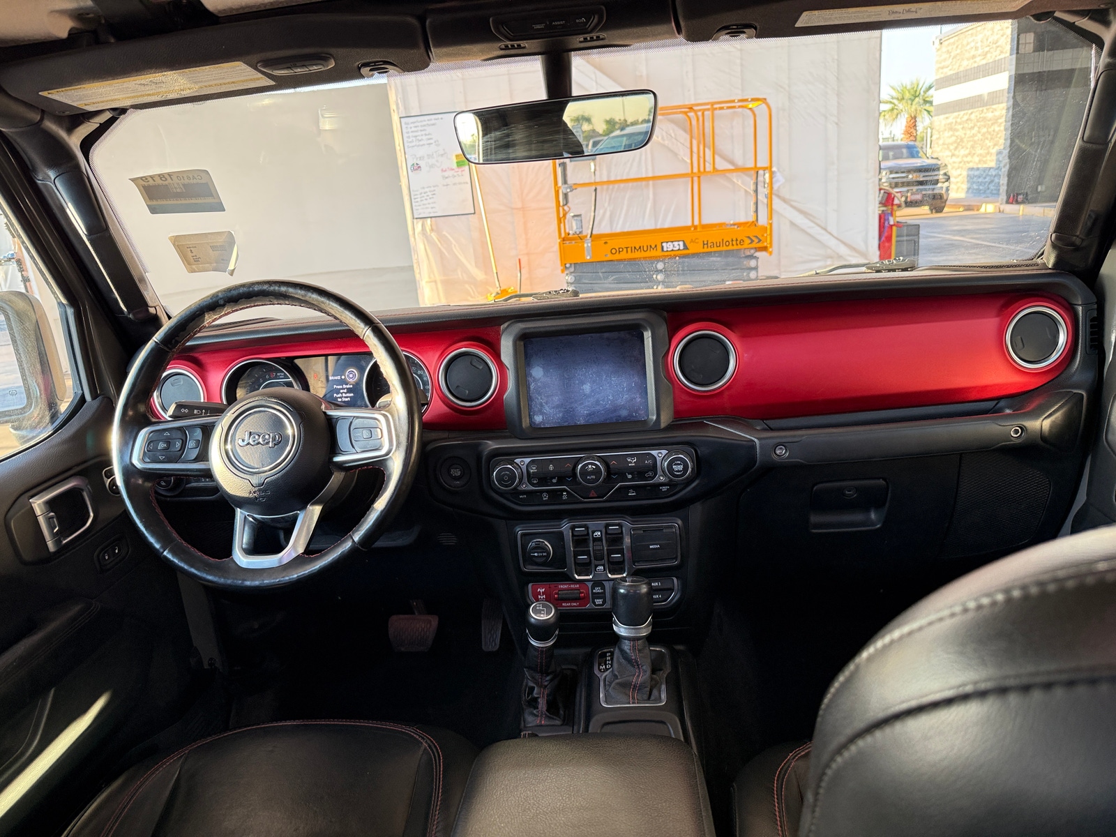 Thumbnail: 2020 Jeep Gladiator - 2