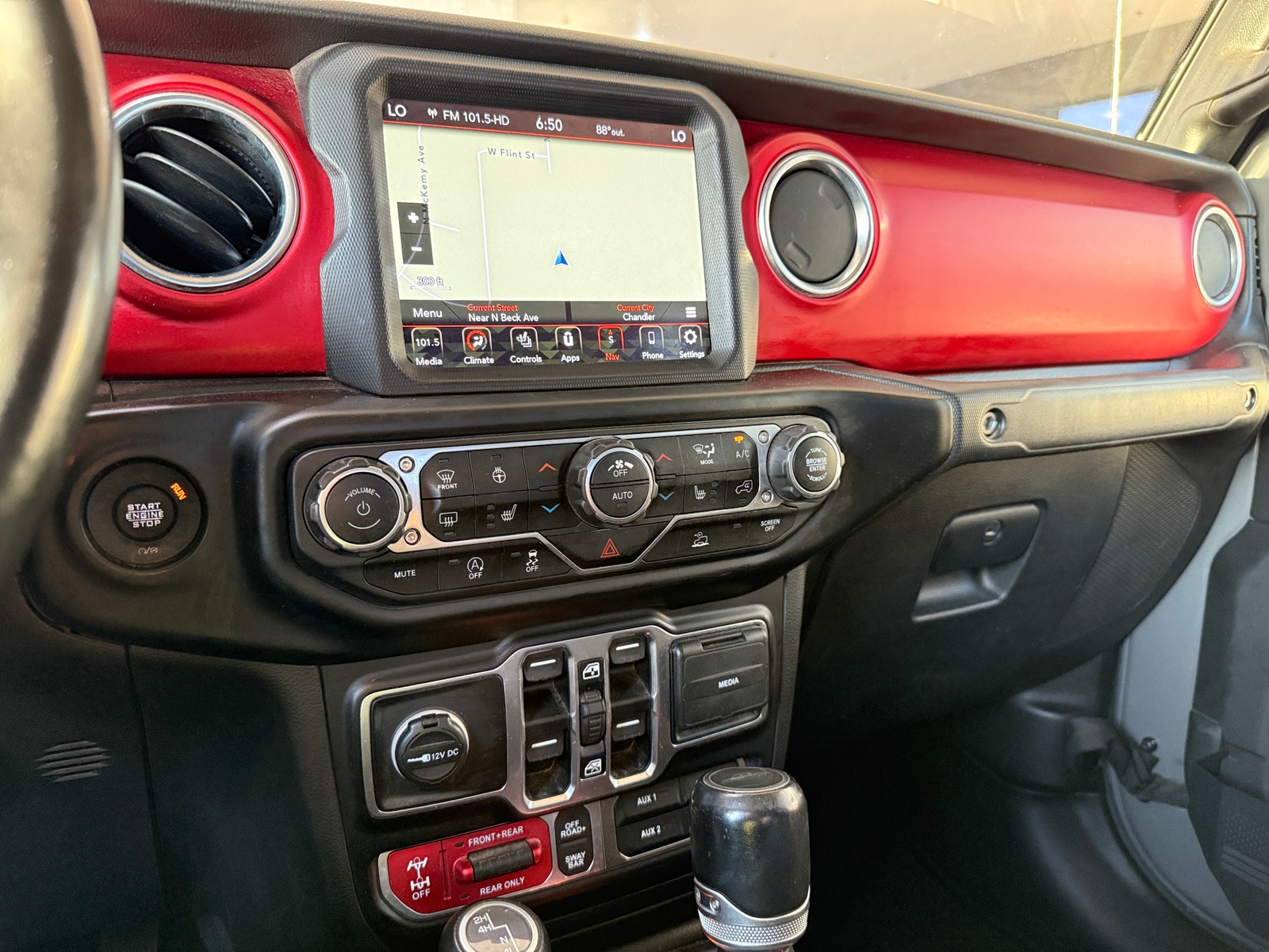 Thumbnail: 2020 Jeep Gladiator - 3