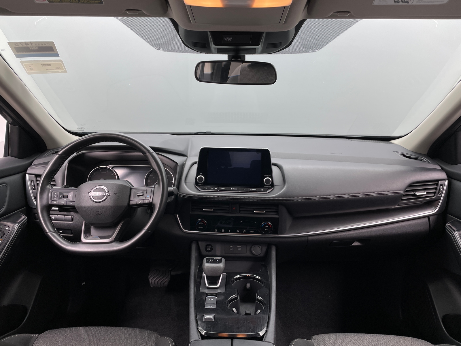 Thumbnail: 2025 Nissan Rogue - 3