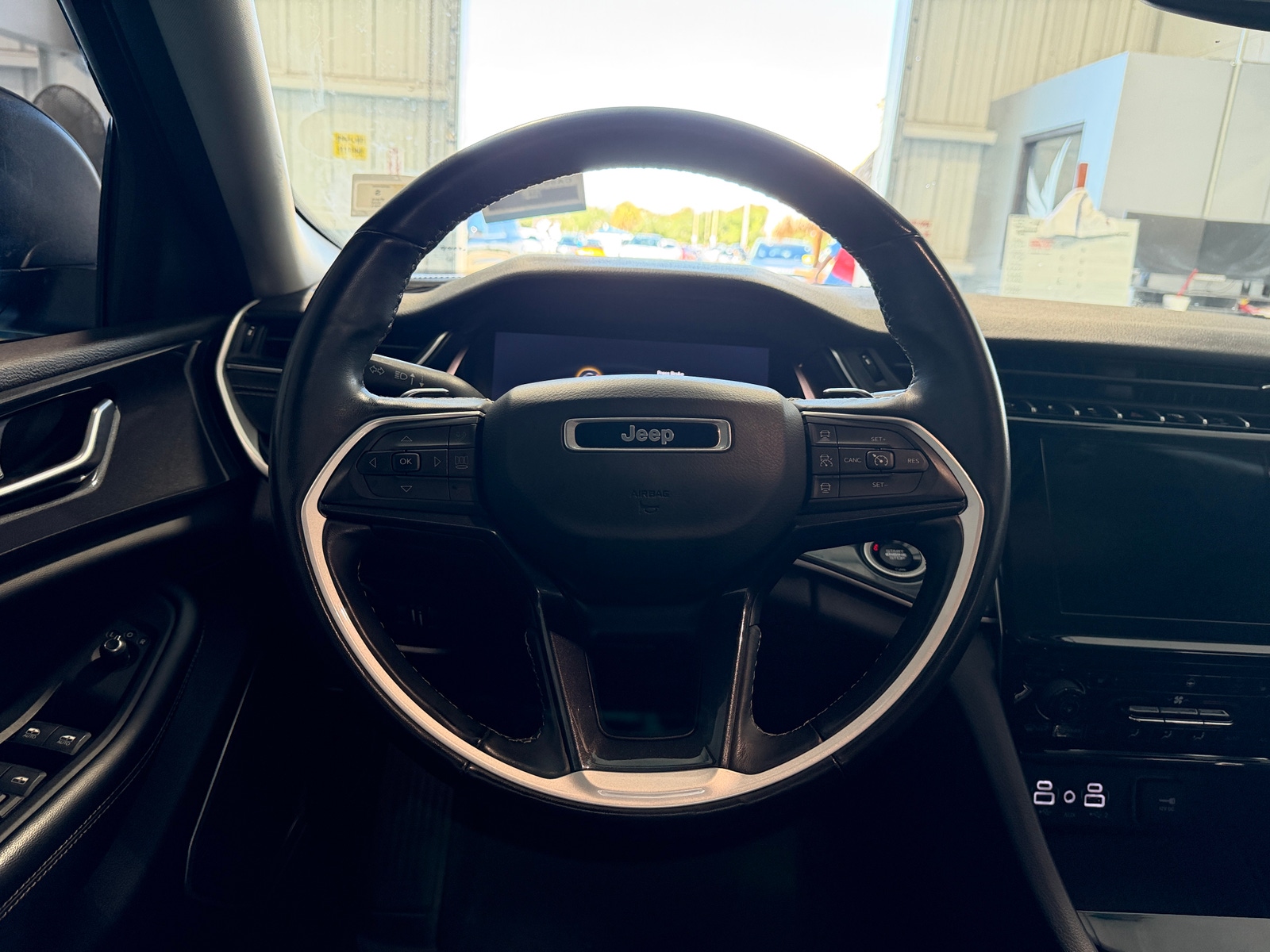 Thumbnail: 2021 Jeep Grand Cherokee L - 5