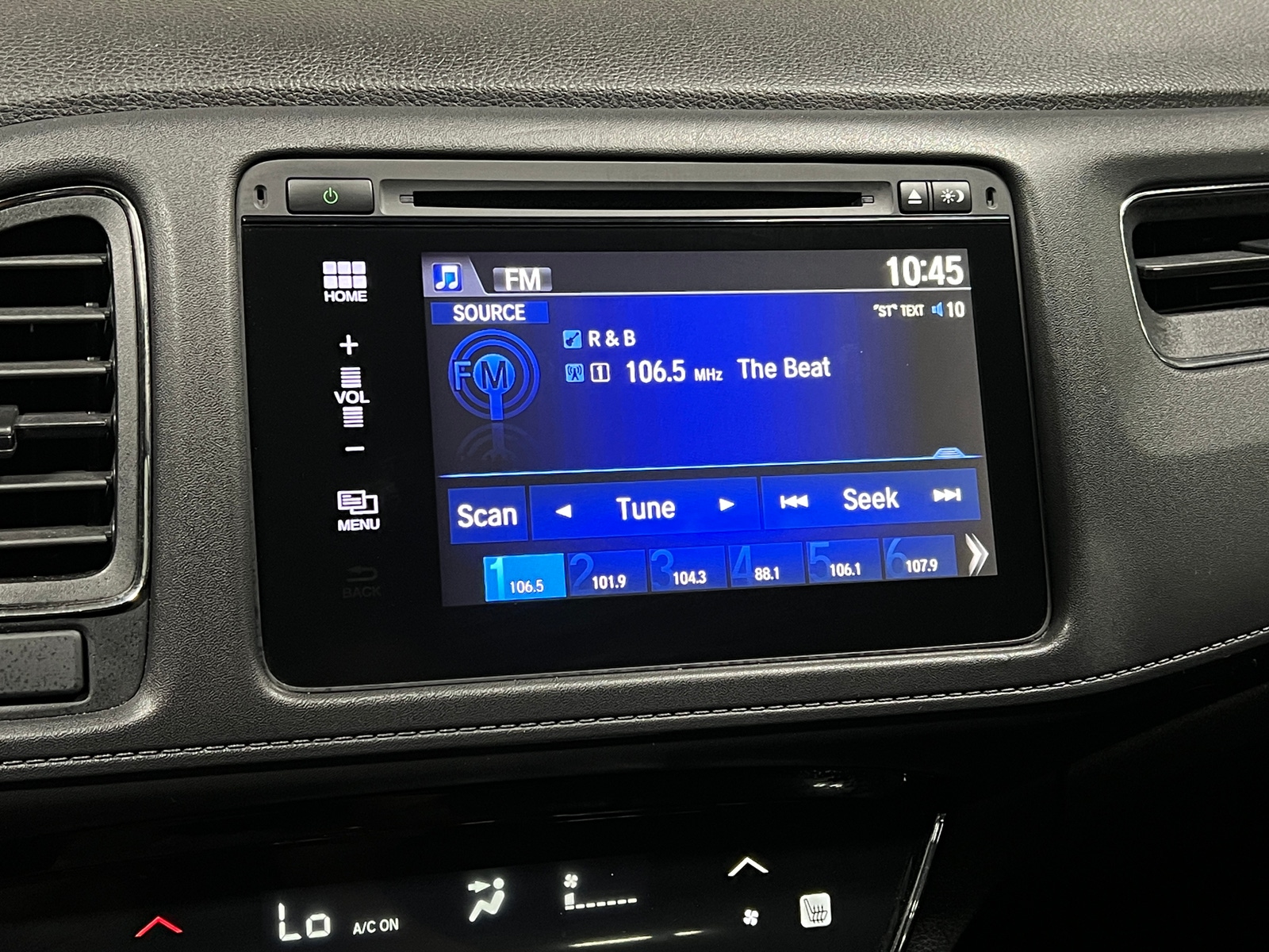 Thumbnail: 2016 Honda HR-V - 4