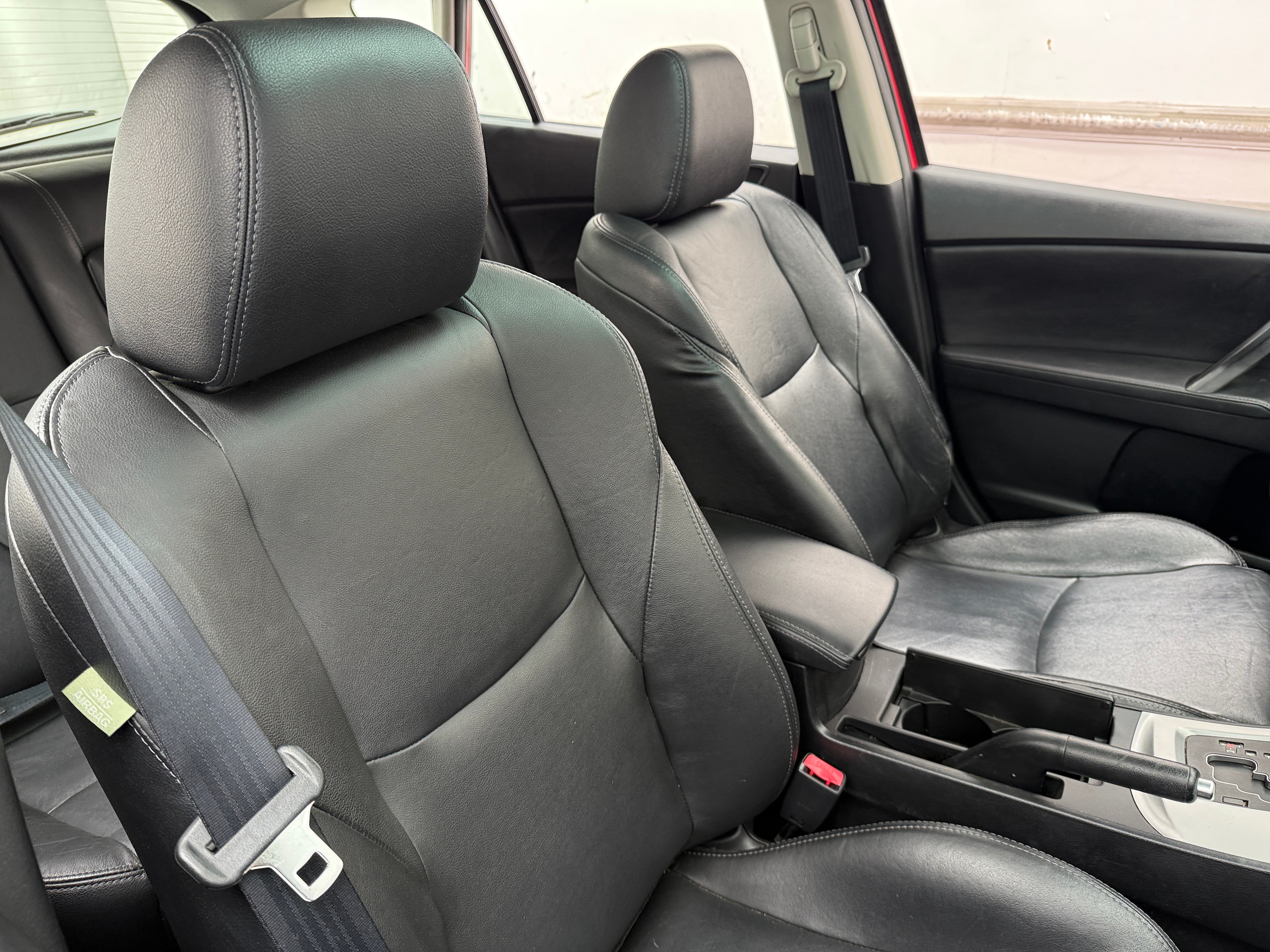 Used 2010 Mazda MAZDA3 s Grand Touring with VIN JM1BL1H60A1169039 for sale in Pewaukee, WI