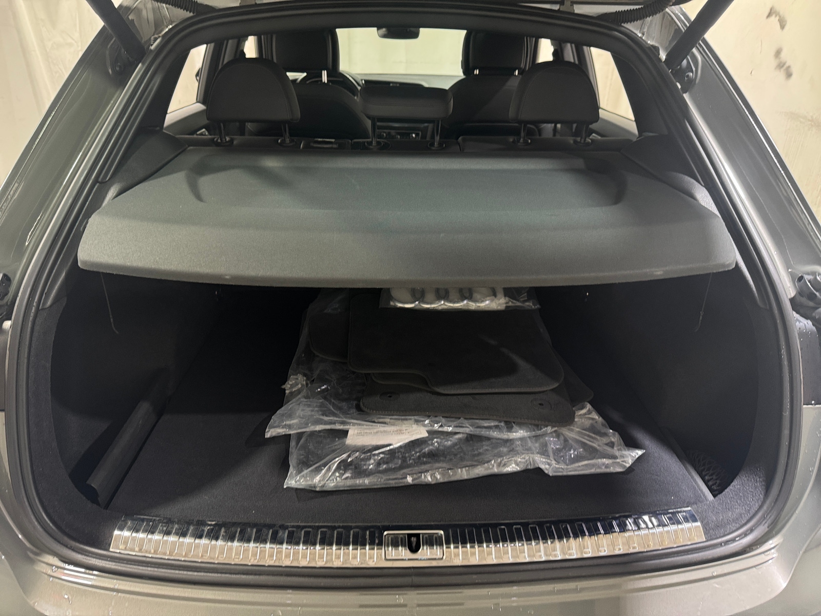 Thumbnail: 2020 Audi Q3 - 6