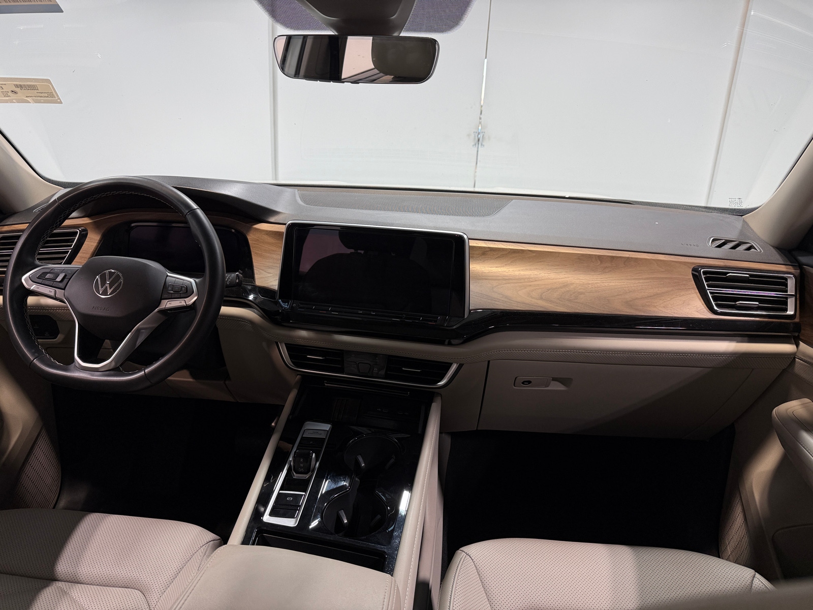 Thumbnail: 2026 Volkswagen Atlas - 3