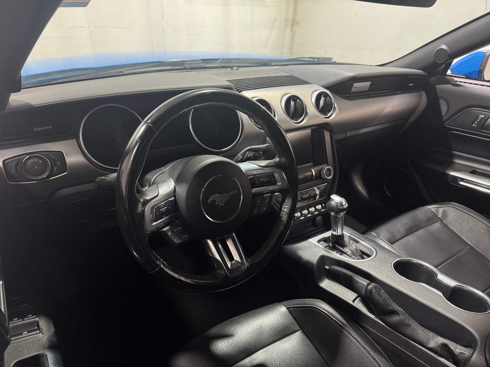 Thumbnail: 2022 Ford Mustang - 2