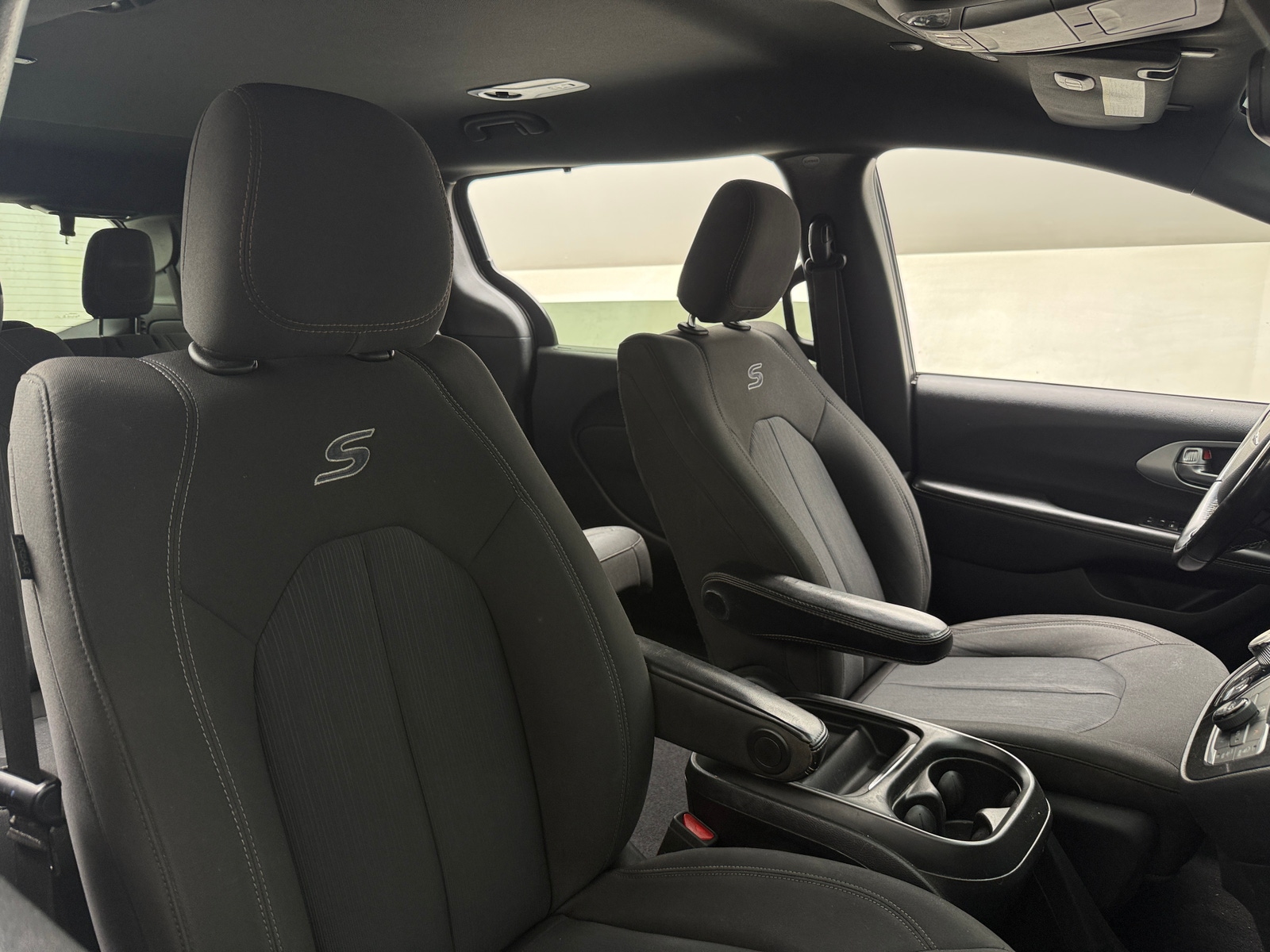 Thumbnail: 2020 Chrysler Pacifica - 2