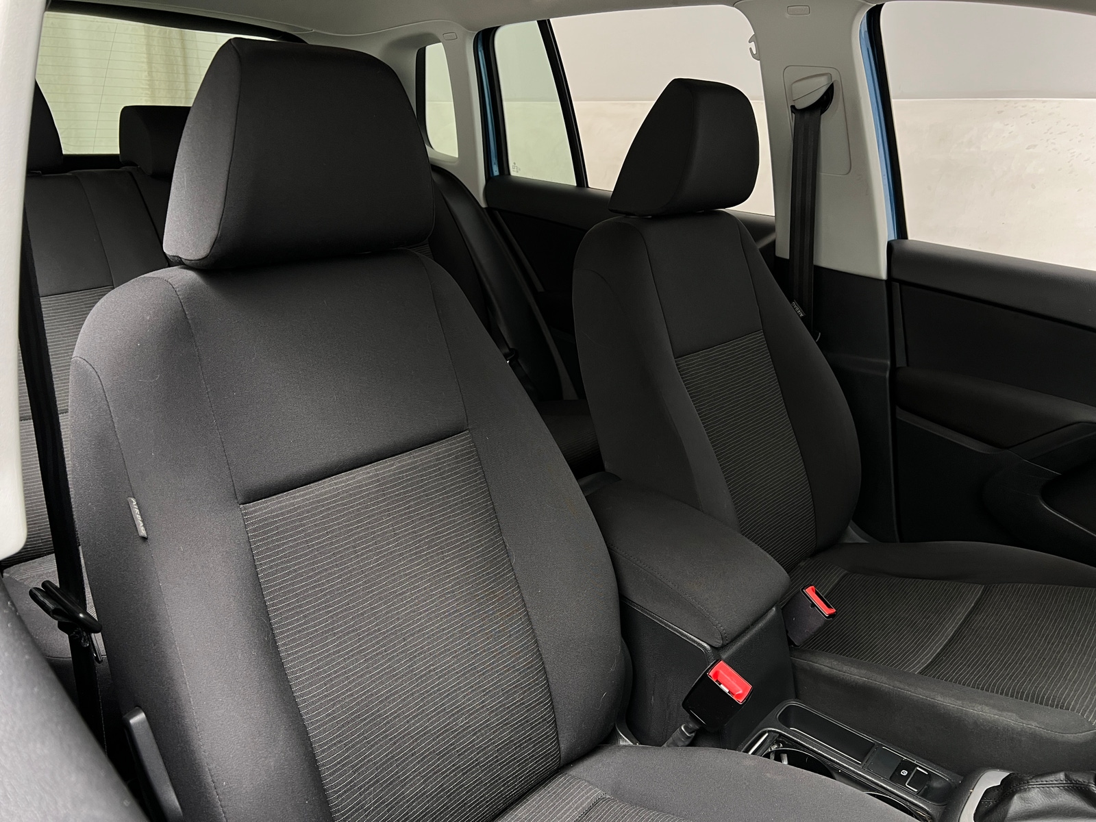 Thumbnail: 2017 Volkswagen Tiguan - 2
