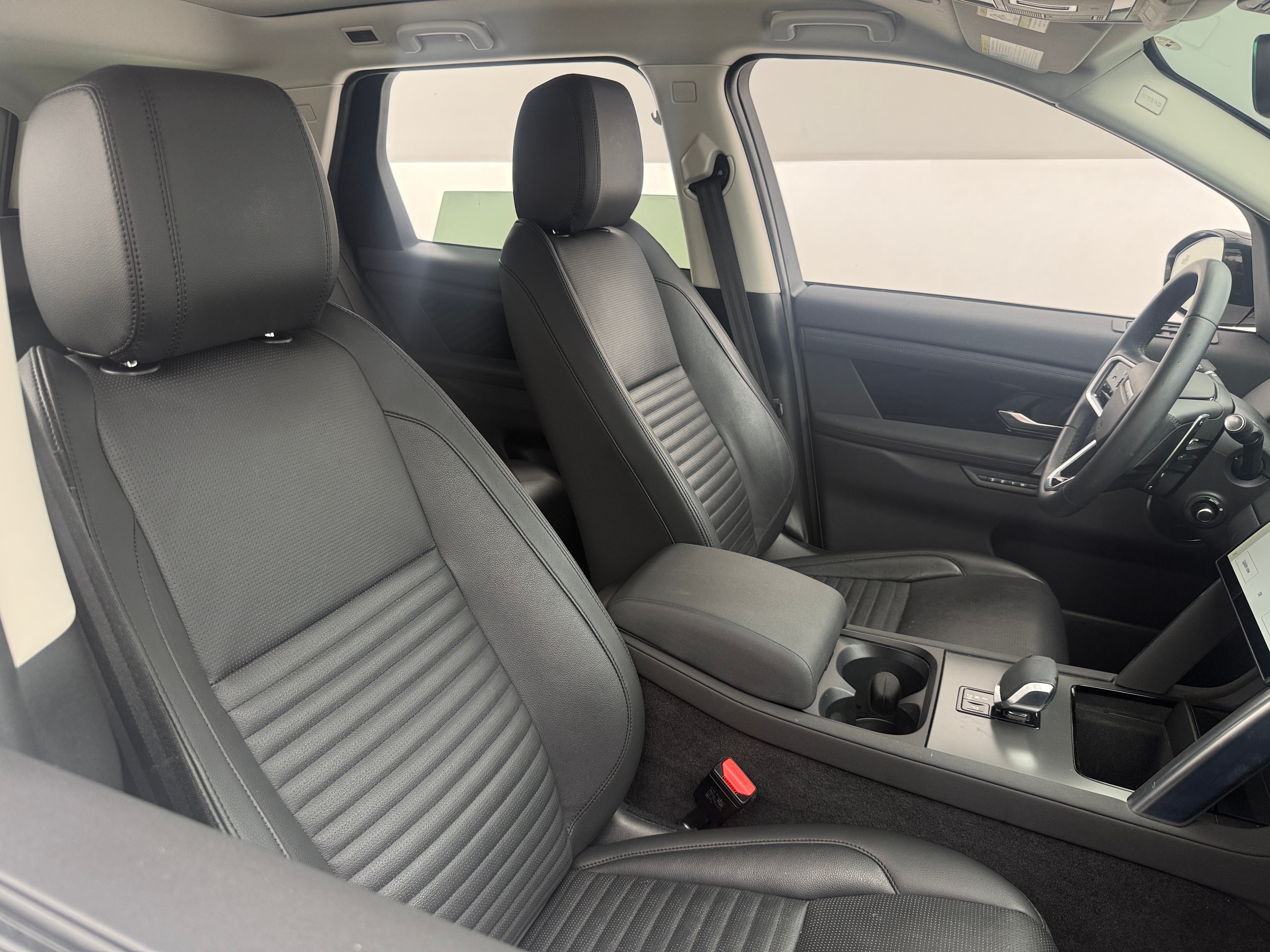2025 Land Rover Discovery Sport