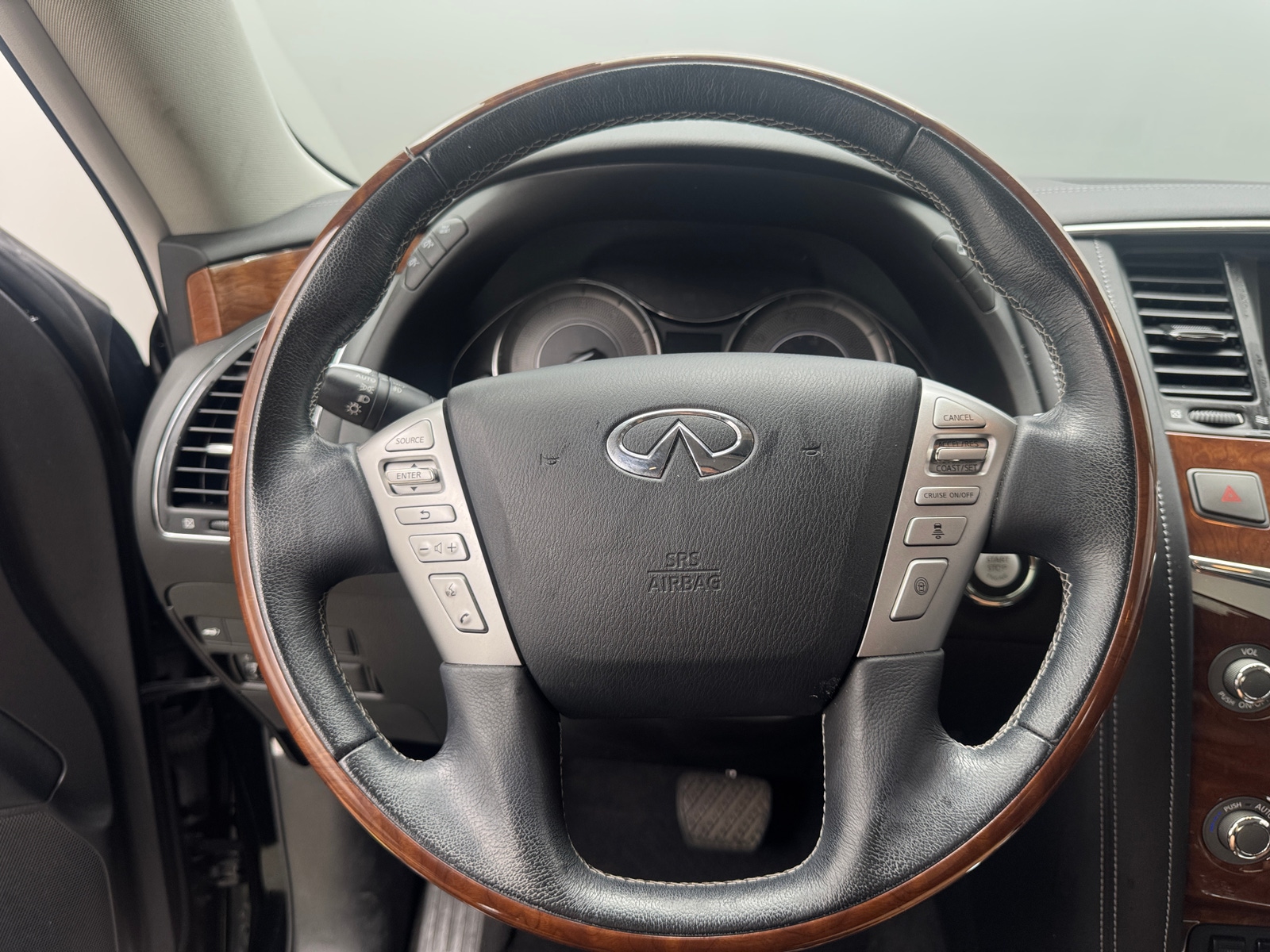 Thumbnail: 2018 INFINITI QX80 - 4