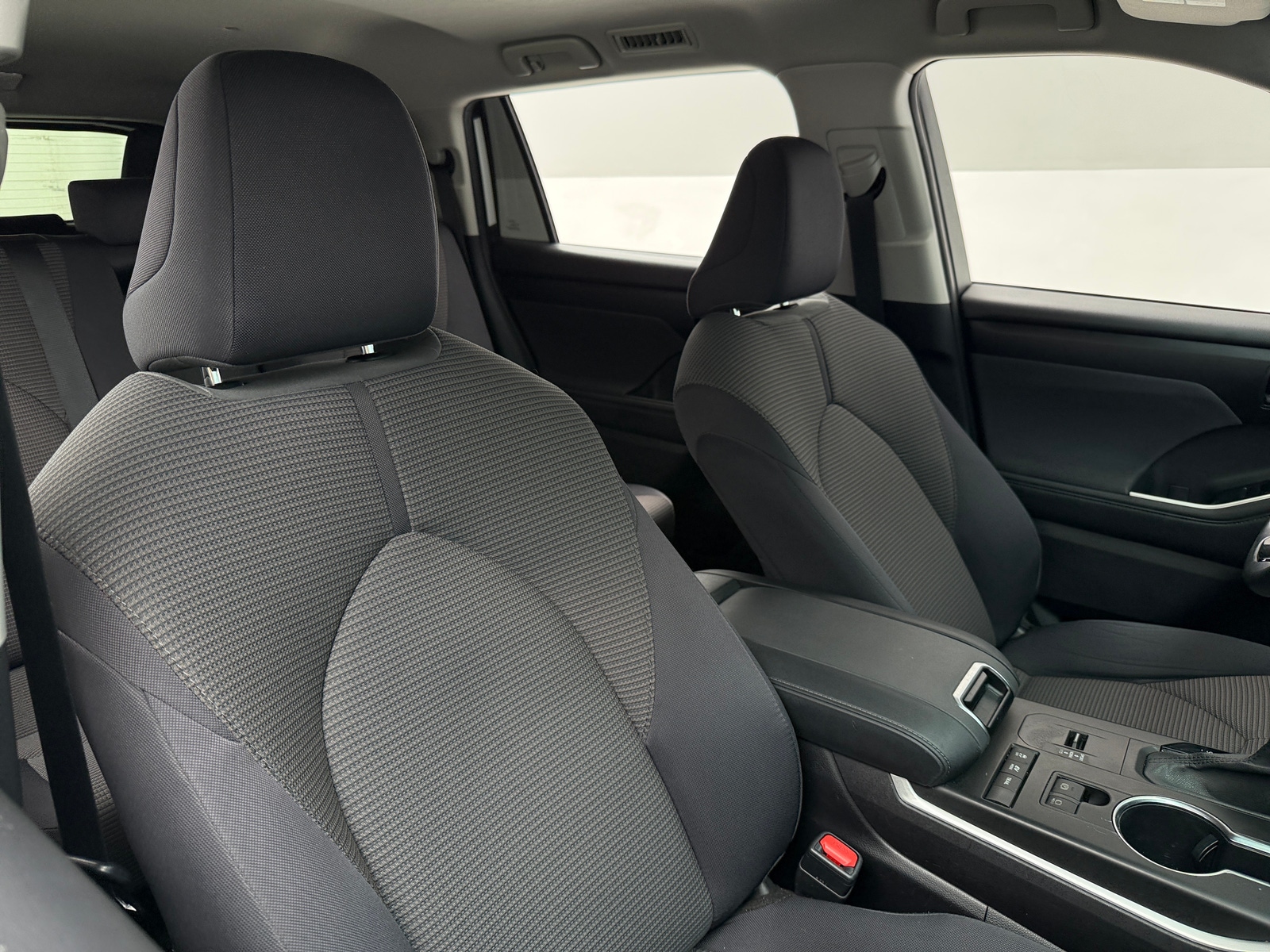 Thumbnail: 2021 Toyota Highlander - 2