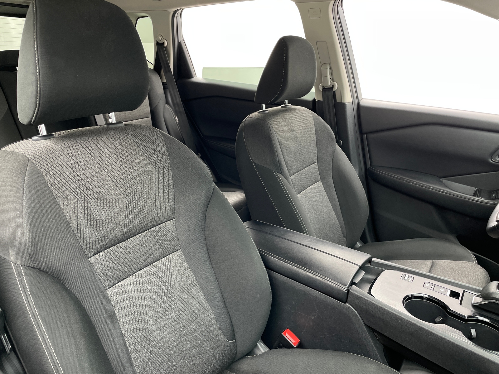 Thumbnail: 2025 Nissan Rogue - 2