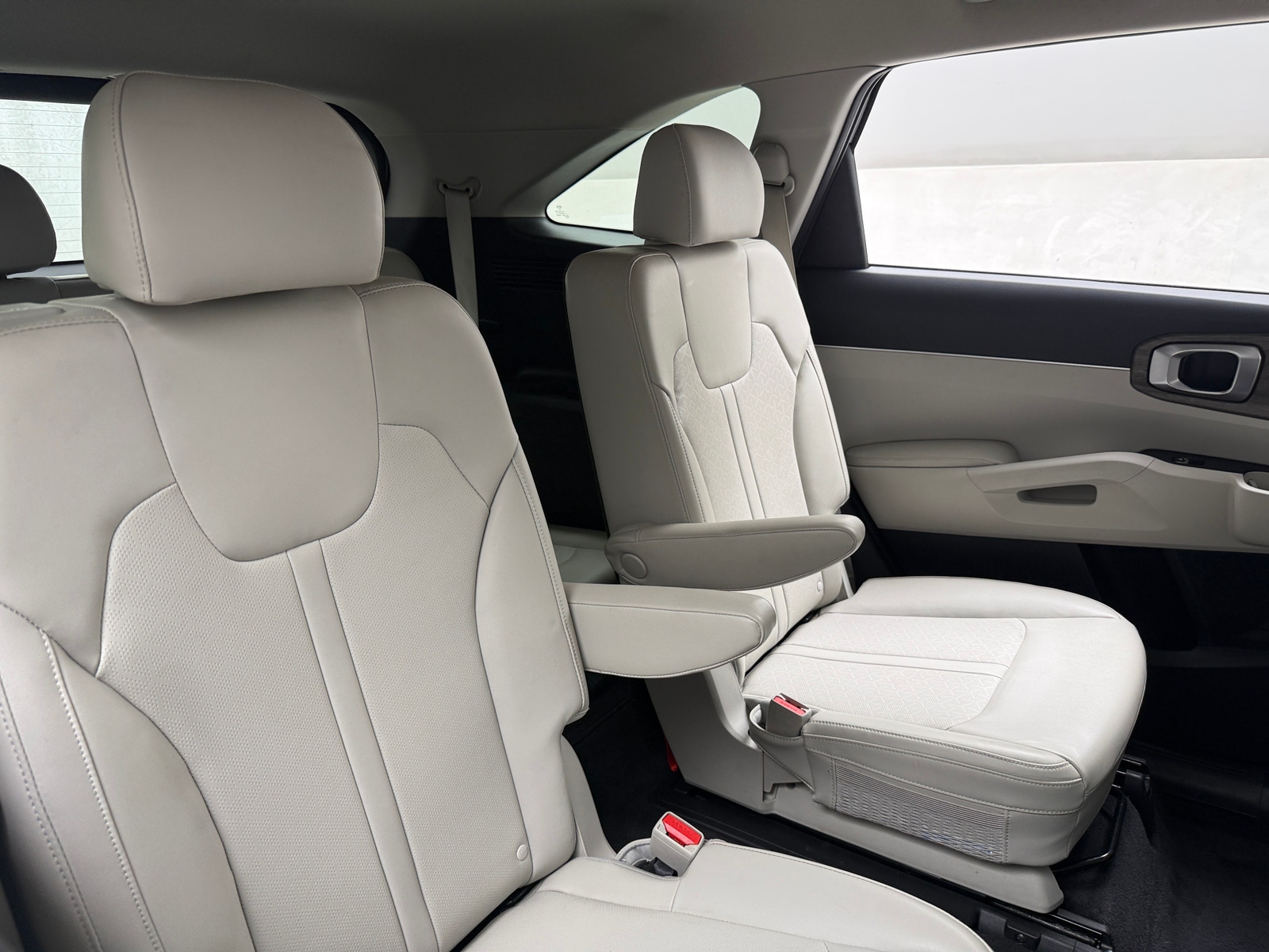Thumbnail: 2021 Kia Sorento - 5