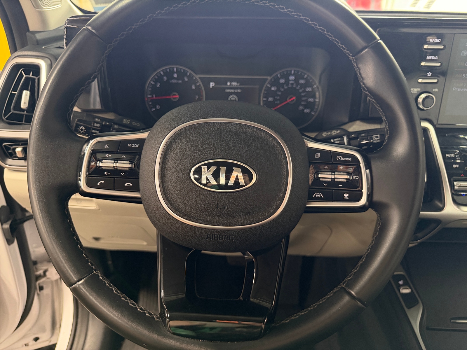 Thumbnail: 2021 Kia Sorento - 4