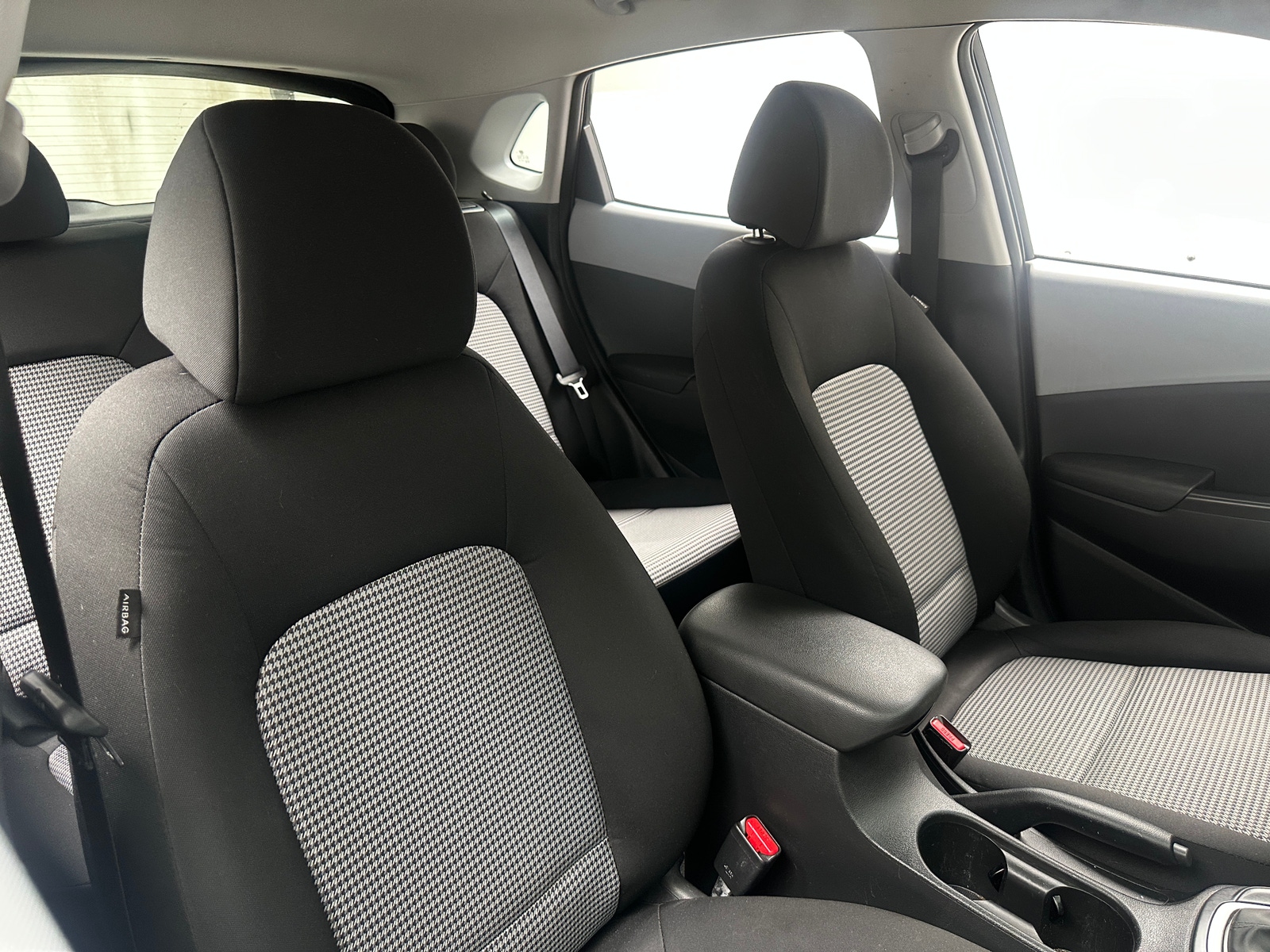Thumbnail: 2020 Hyundai Kona - 2