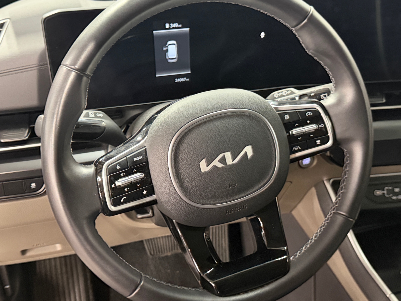 Thumbnail: 2026 Kia Carnival - 4