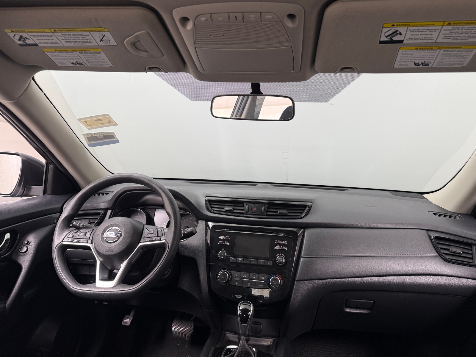 Thumbnail: 2017 Nissan Rogue - 3