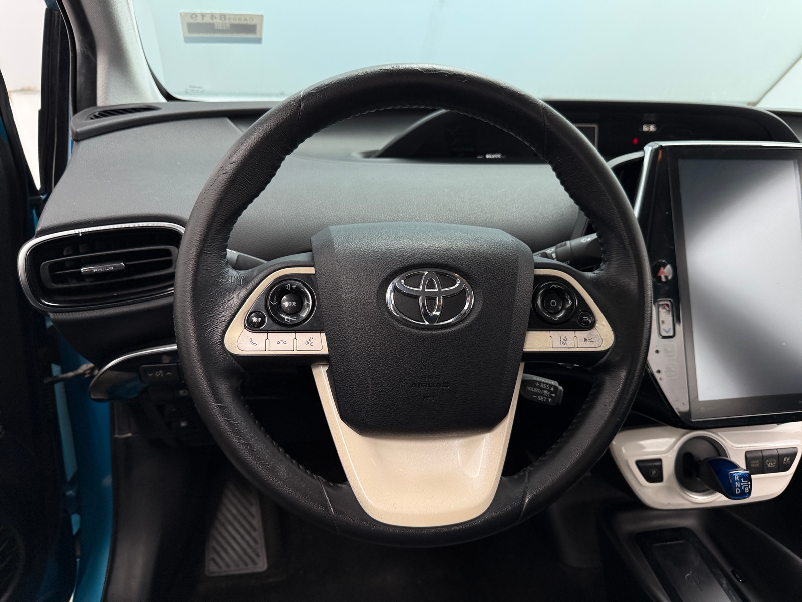 Thumbnail: 2017 Toyota Prius Prime - 4