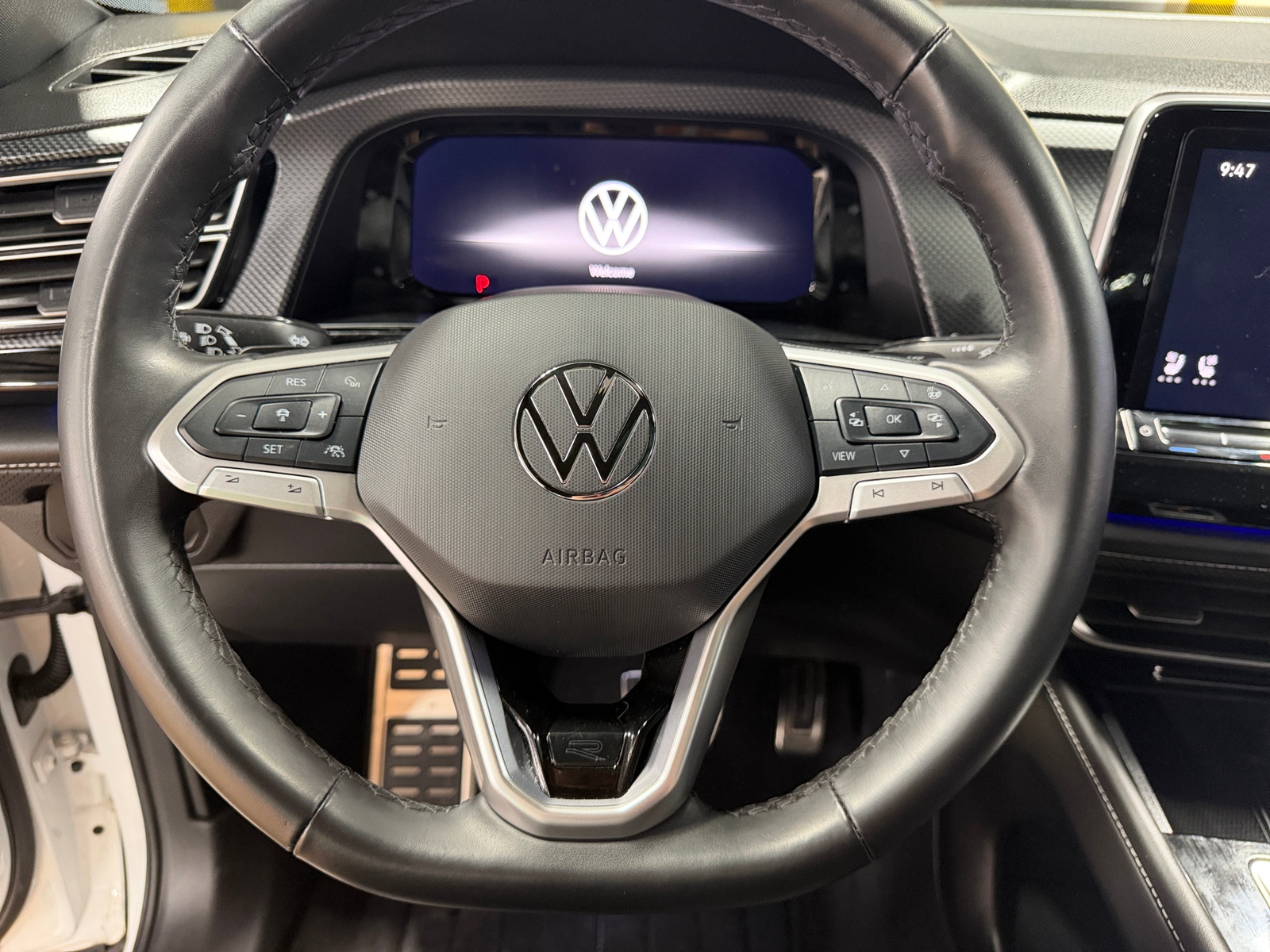 Thumbnail: 2024 Volkswagen Atlas - 4