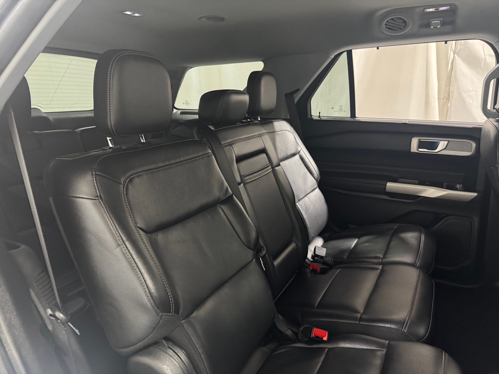 Thumbnail: 2021 Ford Explorer - 5