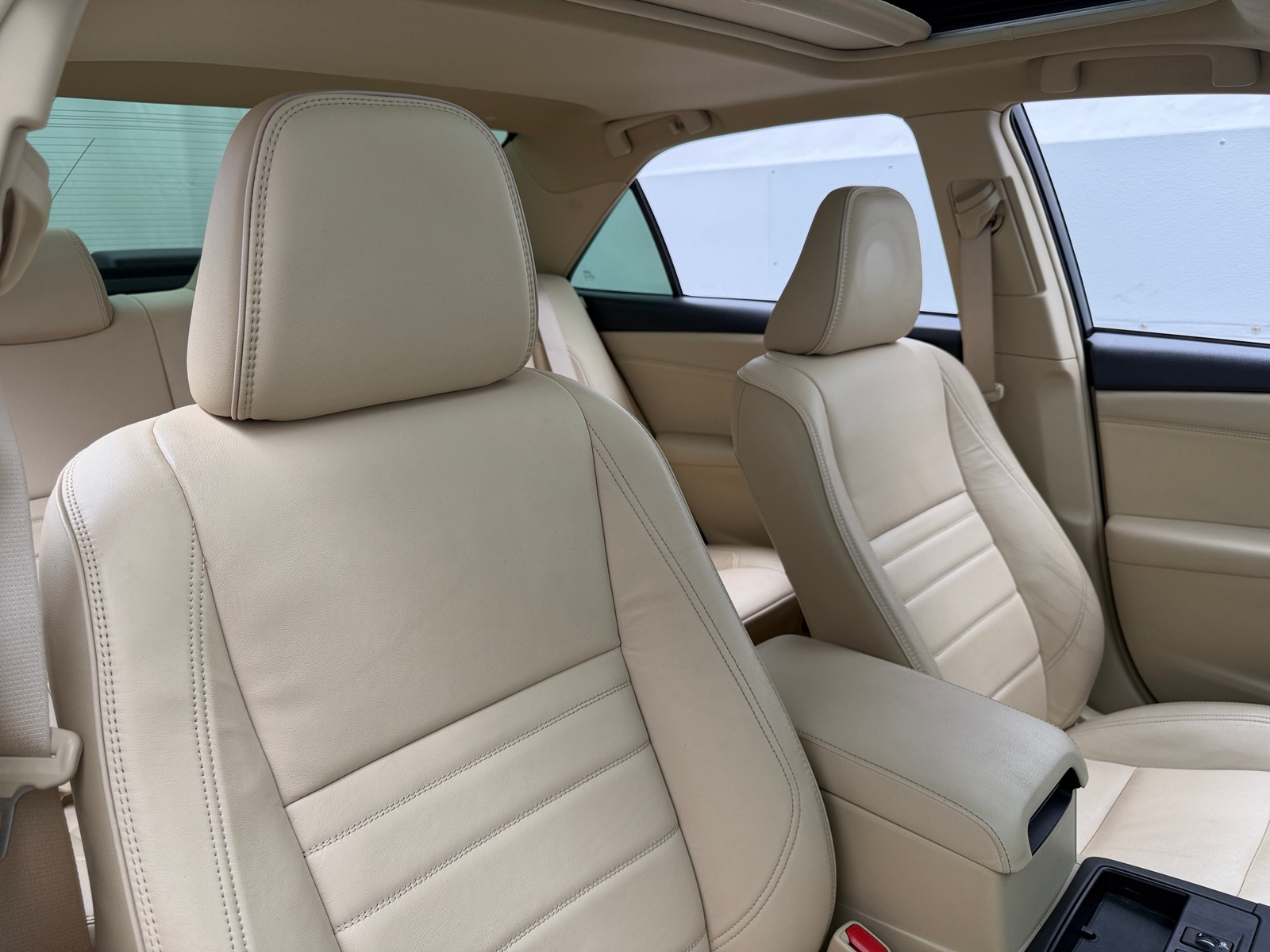 Thumbnail: 2017 Toyota Camry - 2