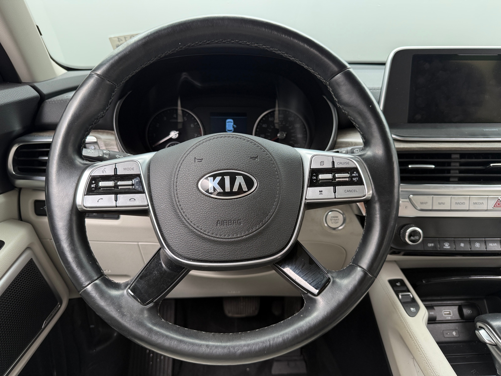 Thumbnail: 2021 Kia Telluride - 4