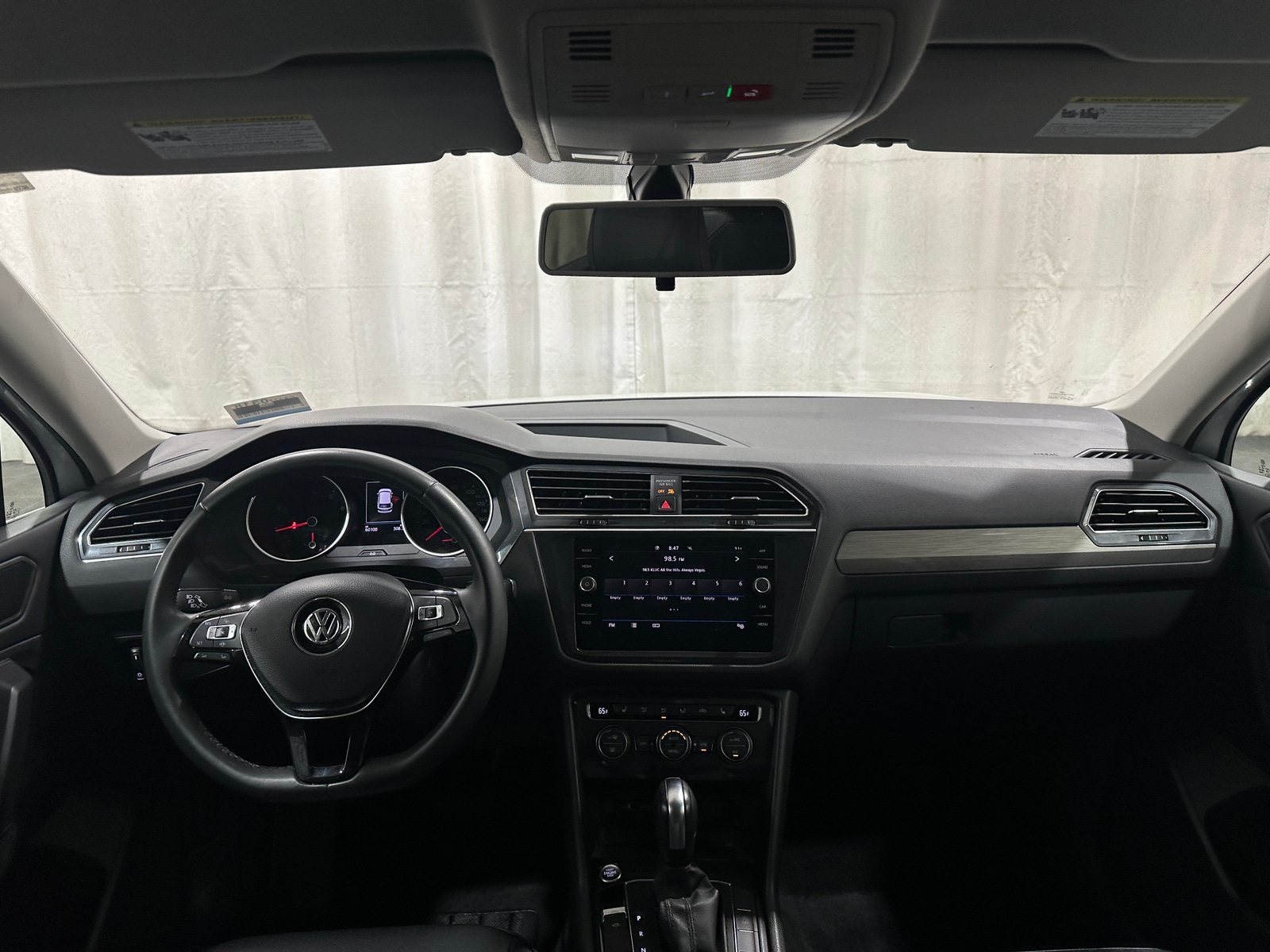 Thumbnail: 2020 Volkswagen Tiguan - 2