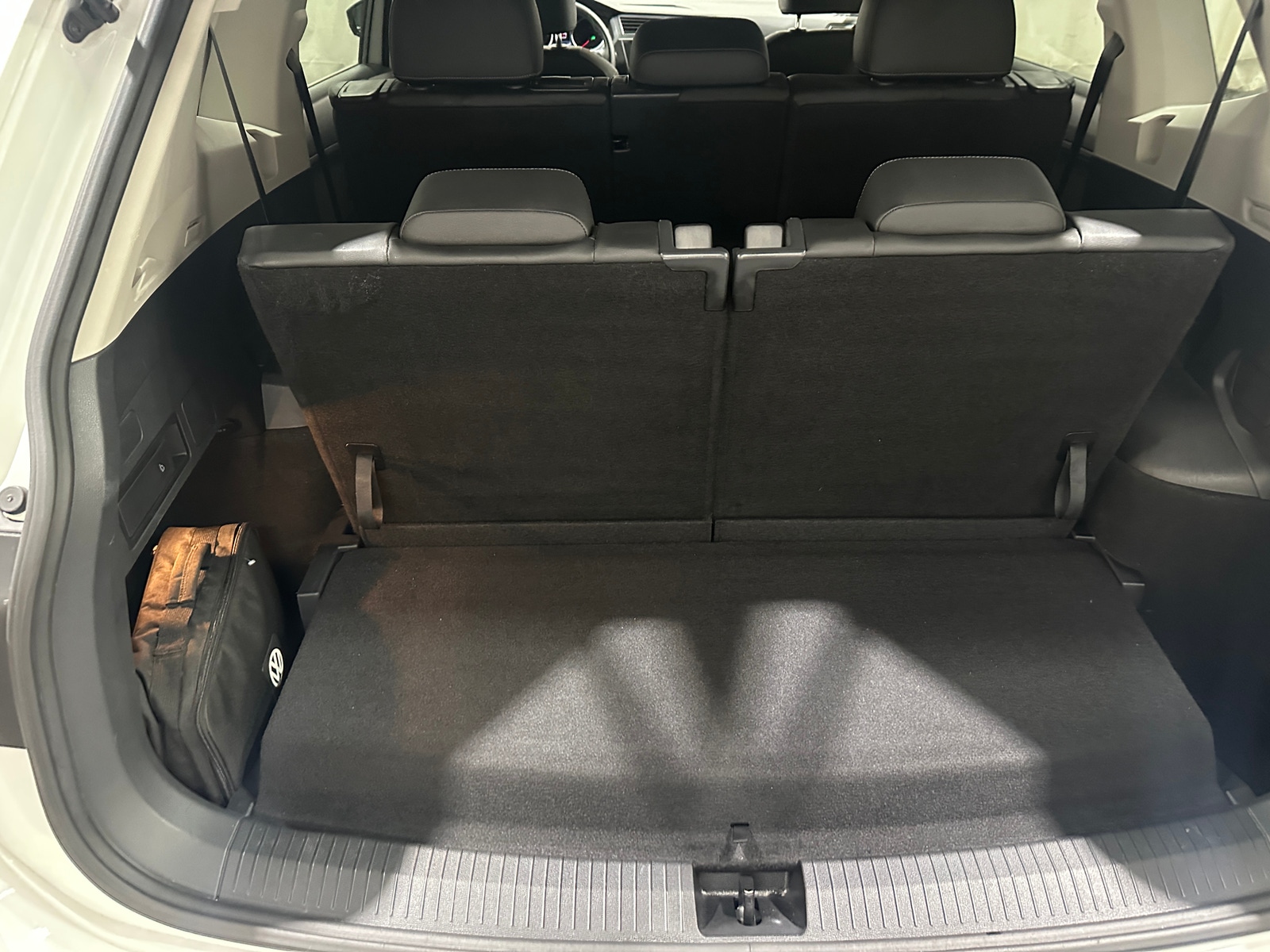Thumbnail: 2020 Volkswagen Tiguan - 6
